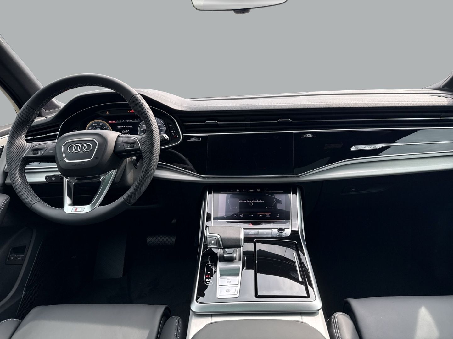 Fahrzeugabbildung Audi Q7 55 TFSI e quattro S-line+Sportpaket+HUD+PANO+
