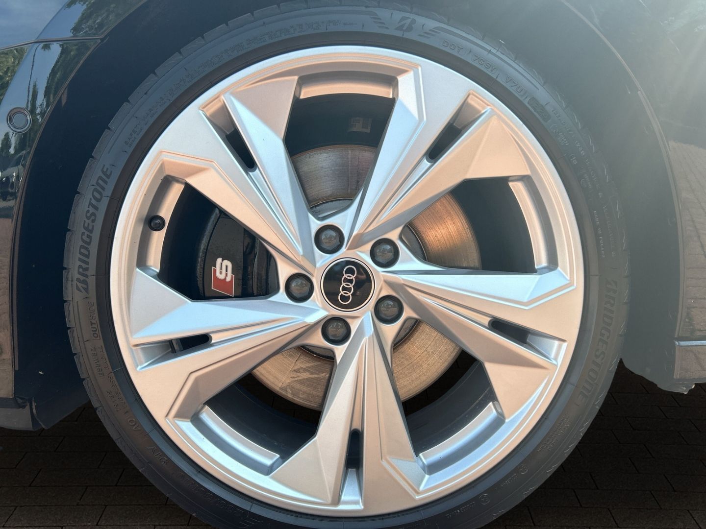 Fahrzeugabbildung Audi S3 Limousine 2.0 TFSI quattro NAVI+LEDER+B&O