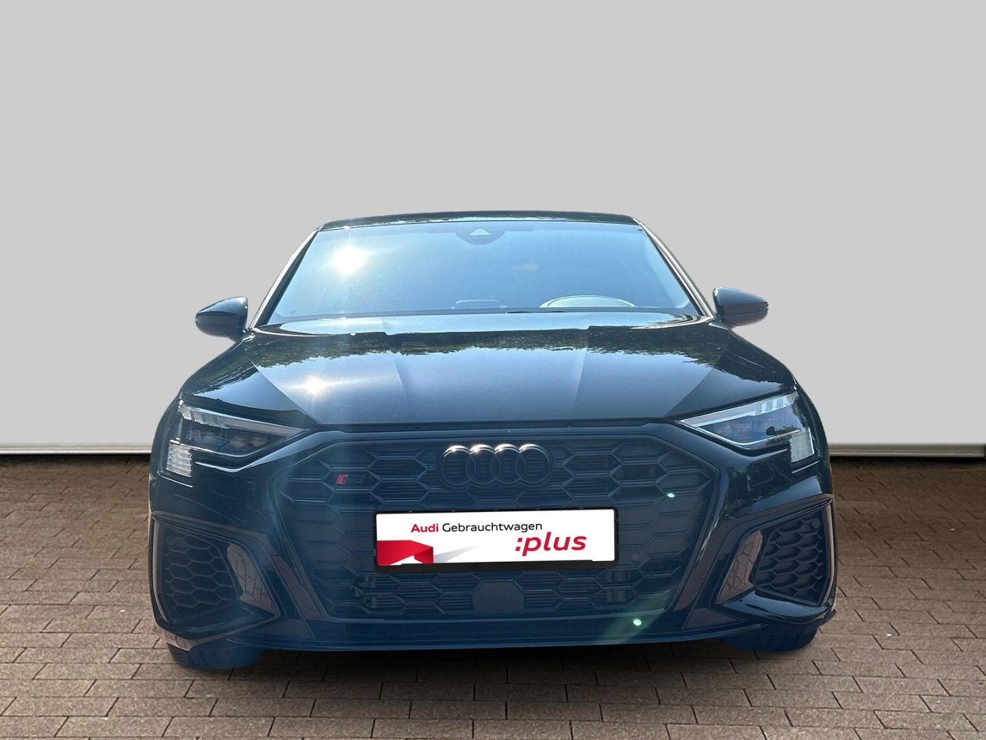Fahrzeugabbildung Audi S3 Limousine 2.0 TFSI quattro NAVI+LEDER+B&O