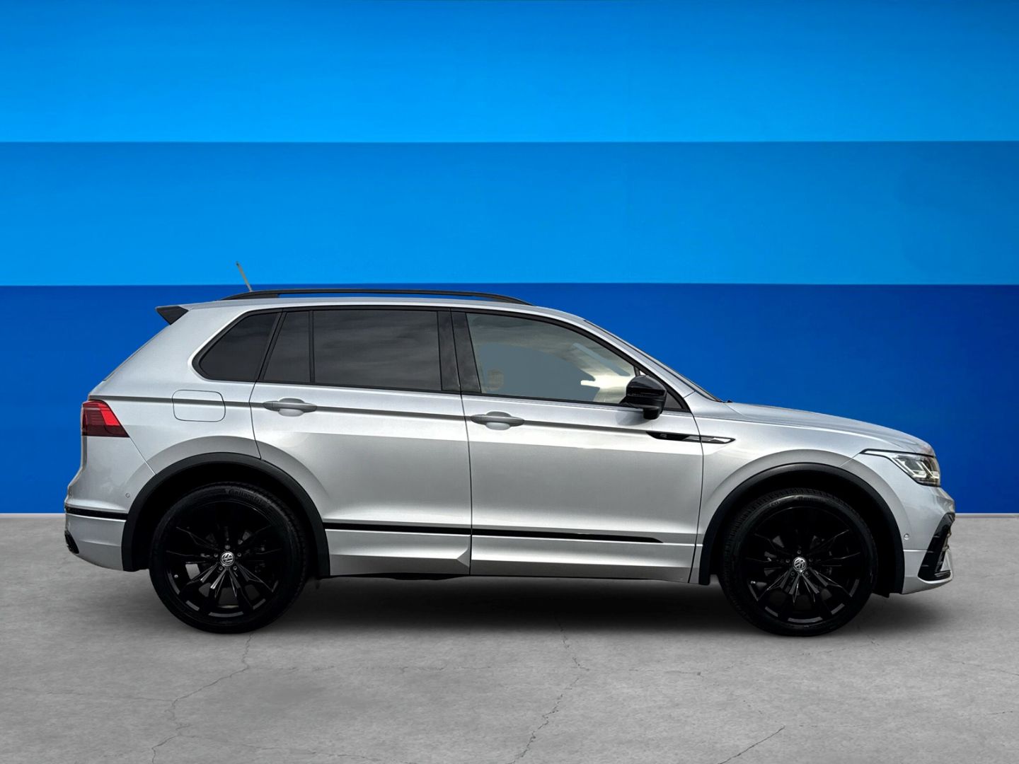 Fahrzeugabbildung Volkswagen Tiguan R-Line 2.0 TDI Navi Matrix-LED Panorama