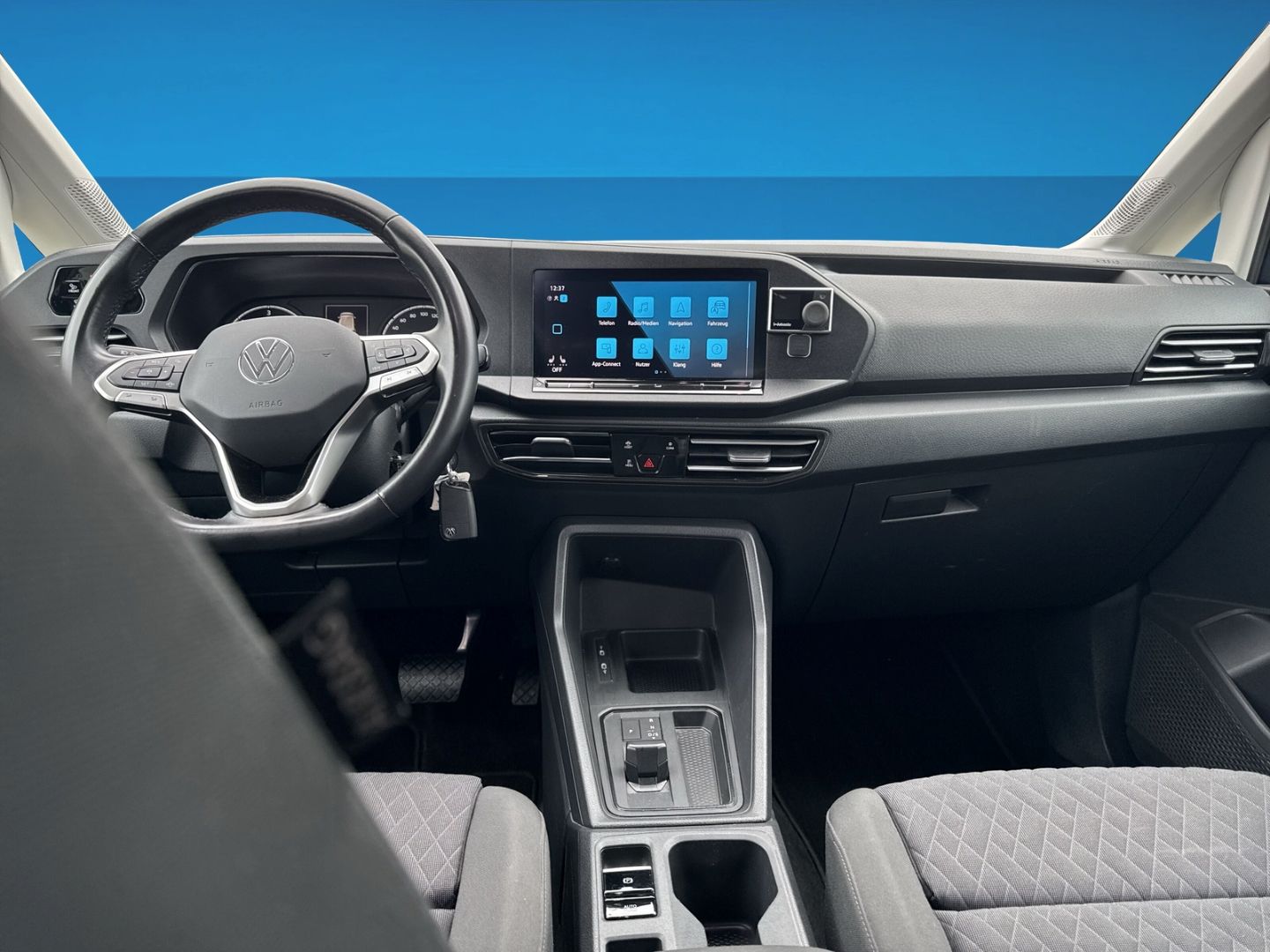 Fahrzeugabbildung Volkswagen Caddy 2.0 TDI Life 7 Sitzer Standheizung