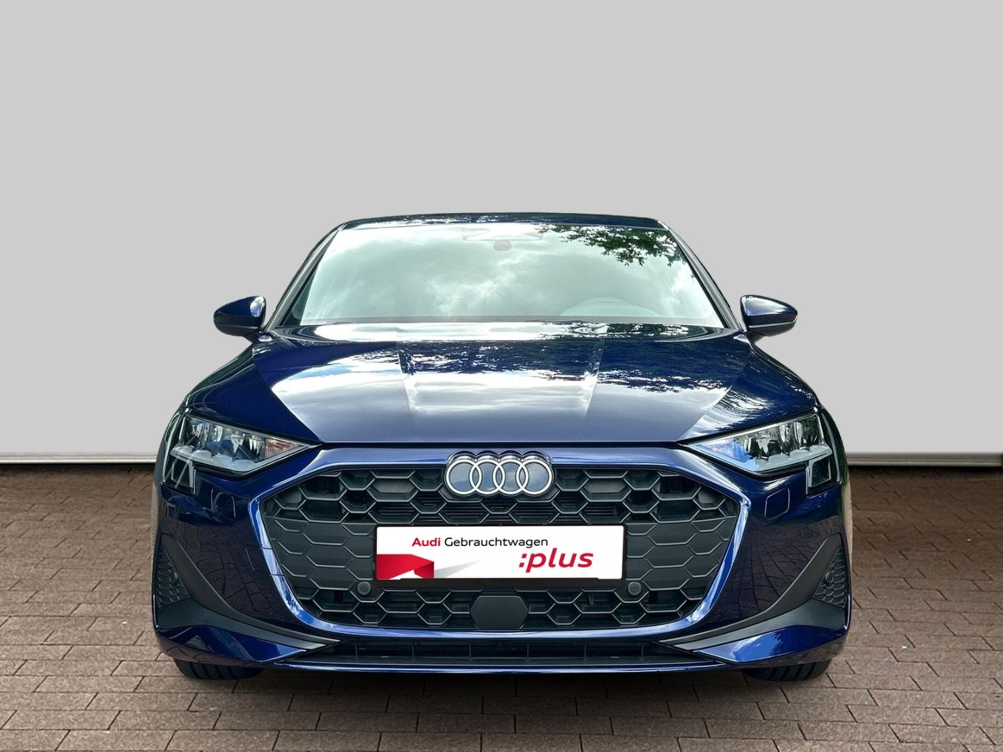 Fahrzeugabbildung Audi A3 SPORTBACK TFSI 85 kW +AHK+VIRTUAL+NAVI+SHZ - mit KI generiert/bearbeitet