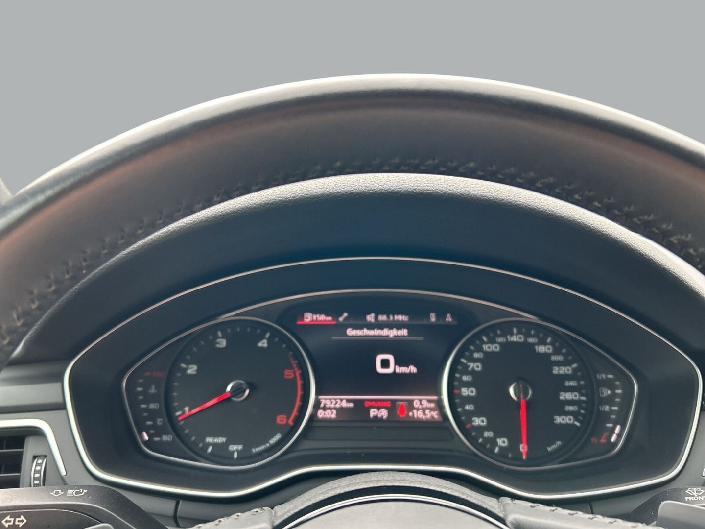 Fahrzeugabbildung Audi A4 Avant 2.0 40 TDI quattro advanced Navi Leder - mit KI generiert/bearbeitet