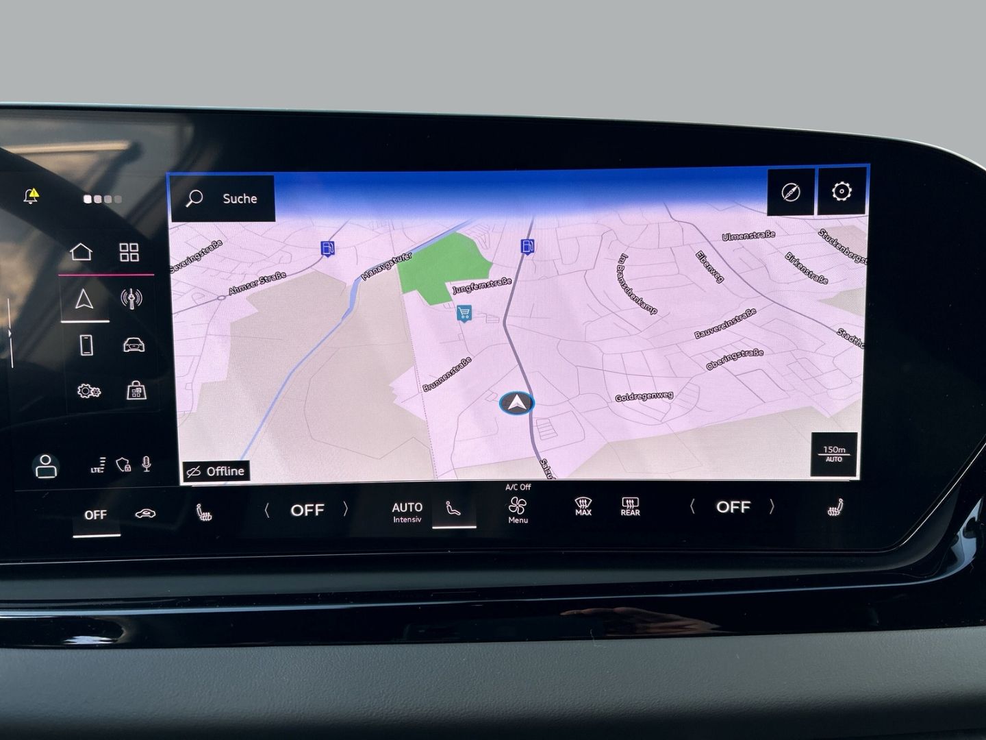 Fahrzeugabbildung Audi A5 Avant TFSI quattro AHK+NAVI+LEDER+LED+ACC+KAM - mit KI generiert/bearbeitet