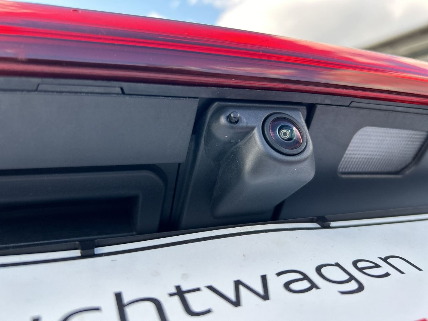 Fahrzeugabbildung Audi A5 Avant TFSI quattro AHK+NAVI+LEDER+LED+ACC+KAM - mit KI generiert/bearbeitet
