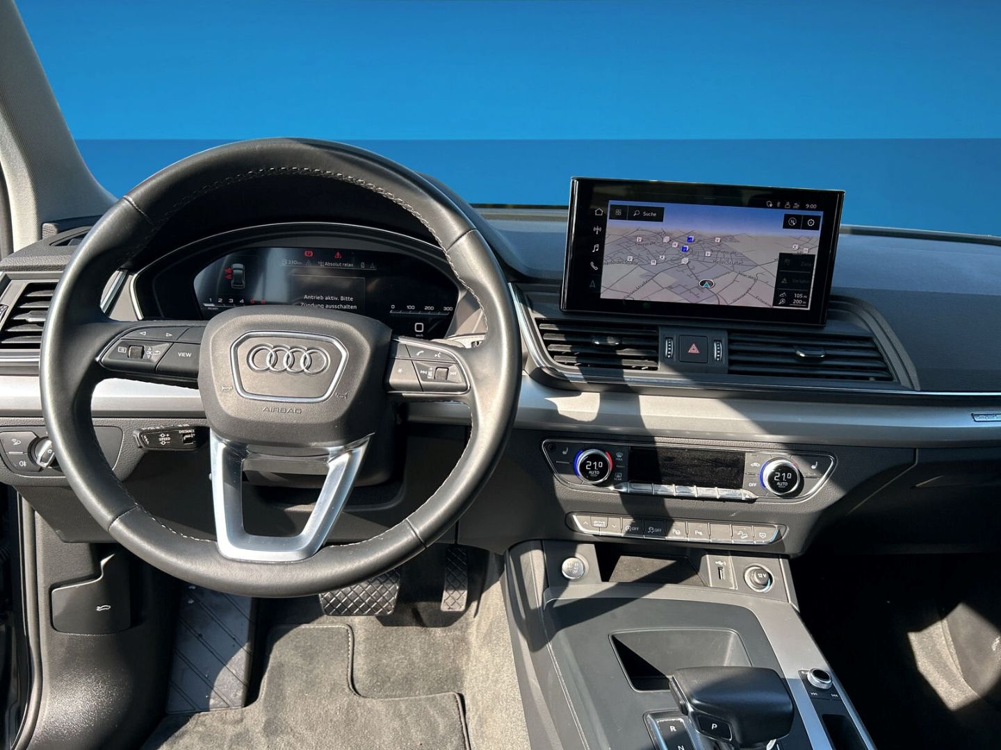 Fahrzeug 17 Fahrzeugabbildung Audi Q5 40 TDI QUATTRO+SLINE+LED+LUFT+AHK+SHZ+NAVI - mit KI generiert/bearbeitet