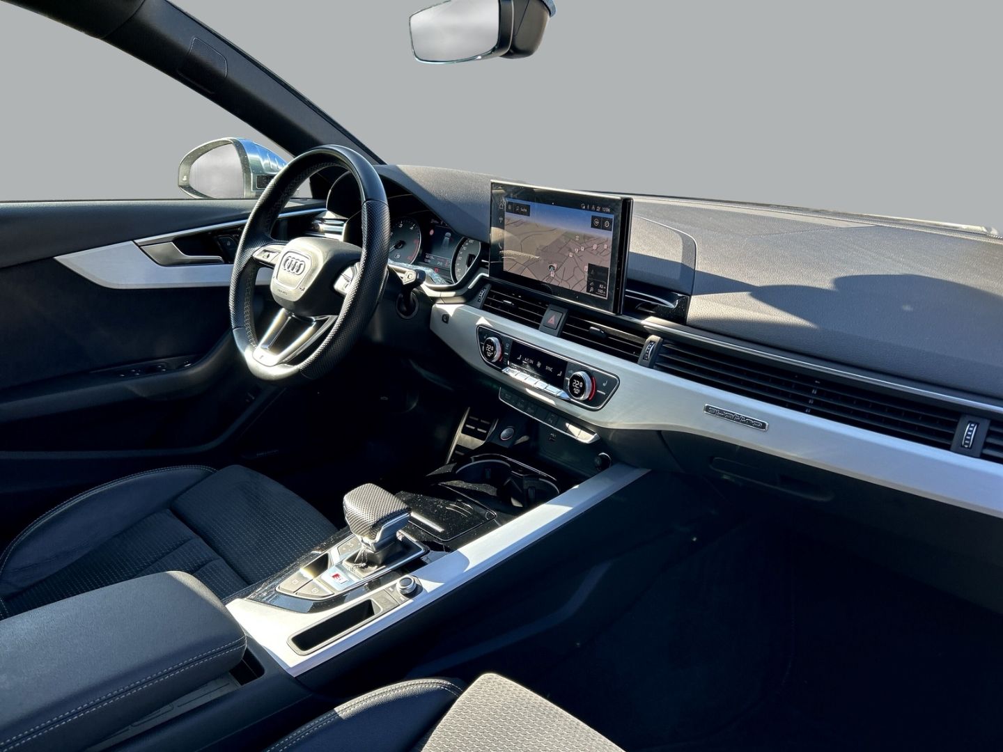 Fahrzeug 18 Fahrzeugabbildung Audi S4 Avant 3.0 TDI MATRIX-LED+B&O+Standhzg+AHK+KAM - mit KI generiert/bearbeitet