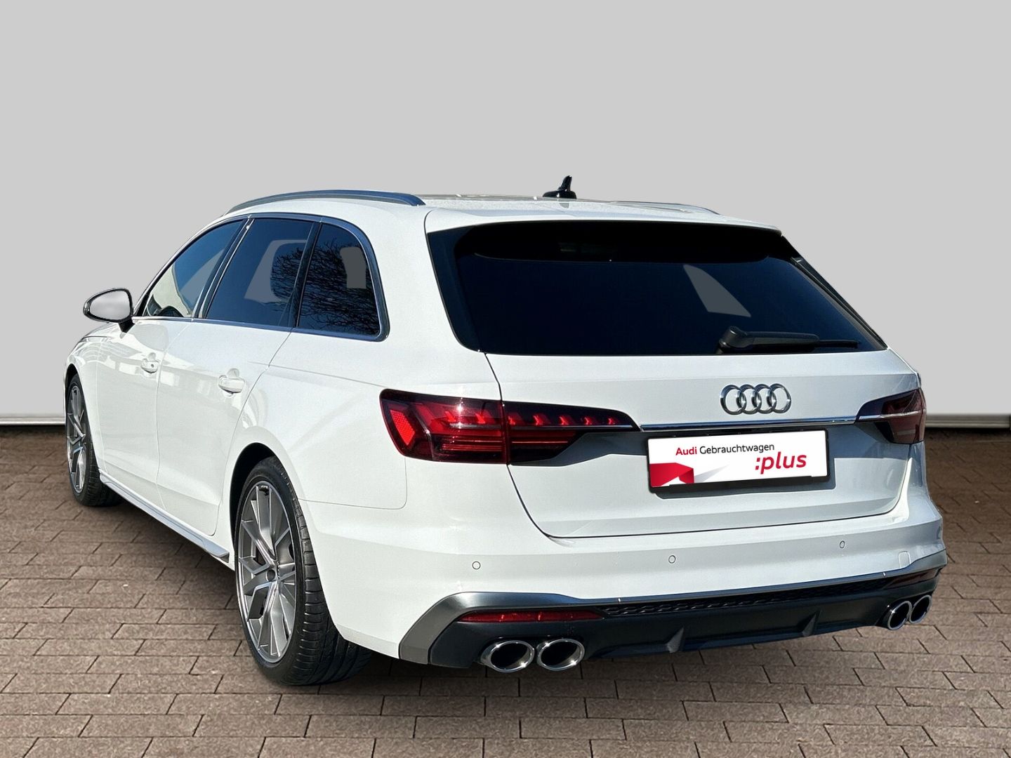 Fahrzeug 6 Fahrzeugabbildung Audi S4 Avant 3.0 TDI MATRIX-LED+B&O+Standhzg+AHK+KAM - mit KI generiert/bearbeitet