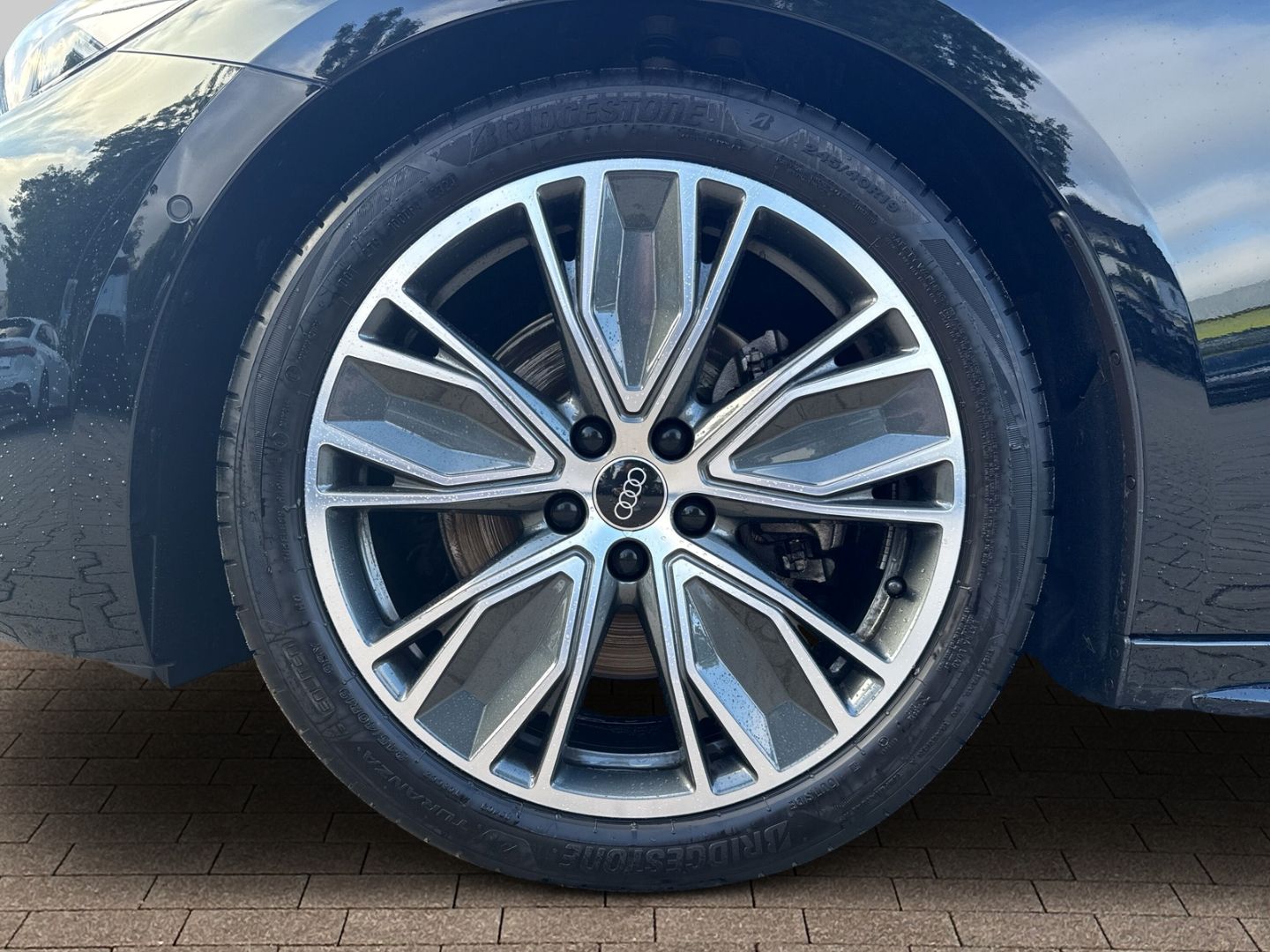 Fahrzeugabbildung Audi A5 Avant 2.0 TDI quattro HUD+NAVI+LEDER+VIRTUAL