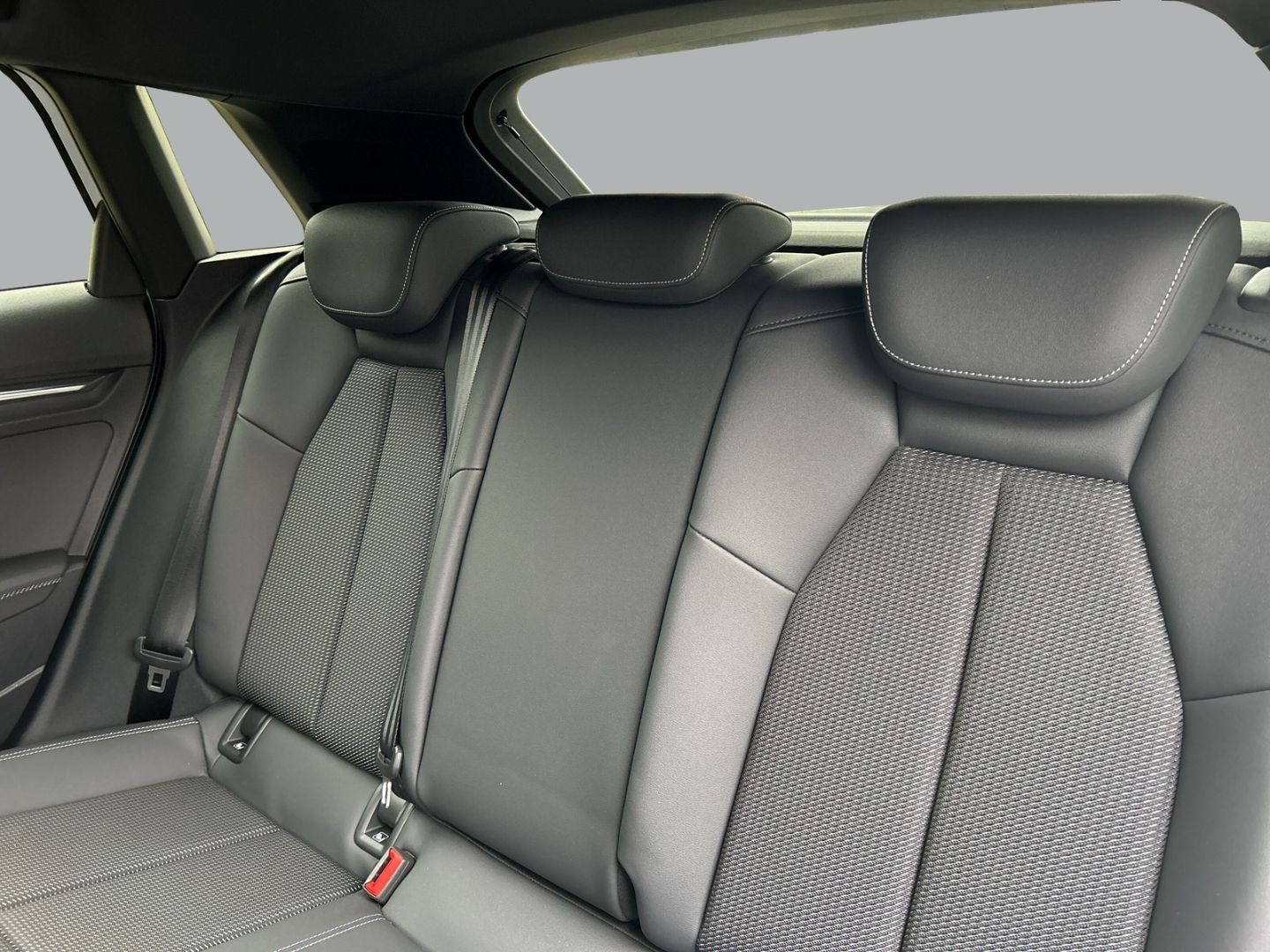 Fahrzeugabbildung Audi S3 Sportback 2.0 TFSI quattro Matrix LED B&O Kam