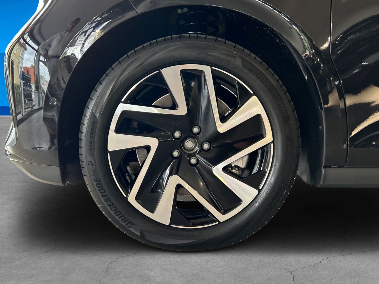 Fahrzeugabbildung Volkswagen ID. Buzz GTX 4M LR 7SITZER DESIGN + KOMFORT+ AHK