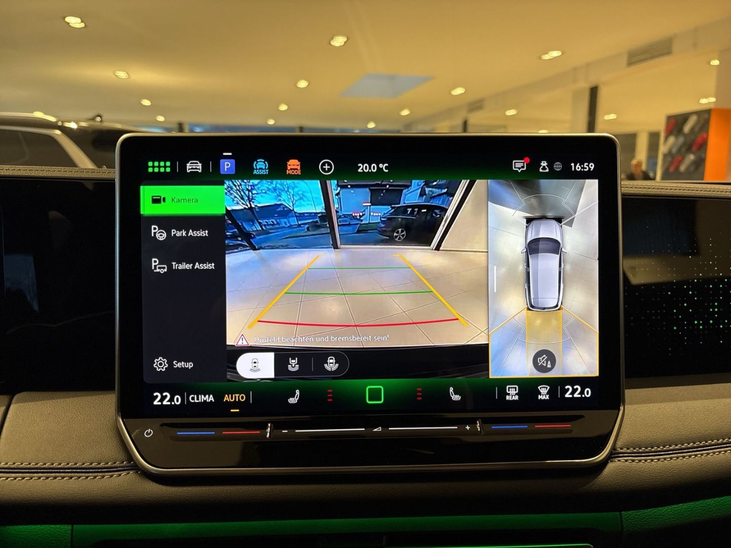 Fahrzeugabbildung Volkswagen Tiguan R-Line 2,0l TDI BLACK STYLE AHK MATRIX HA