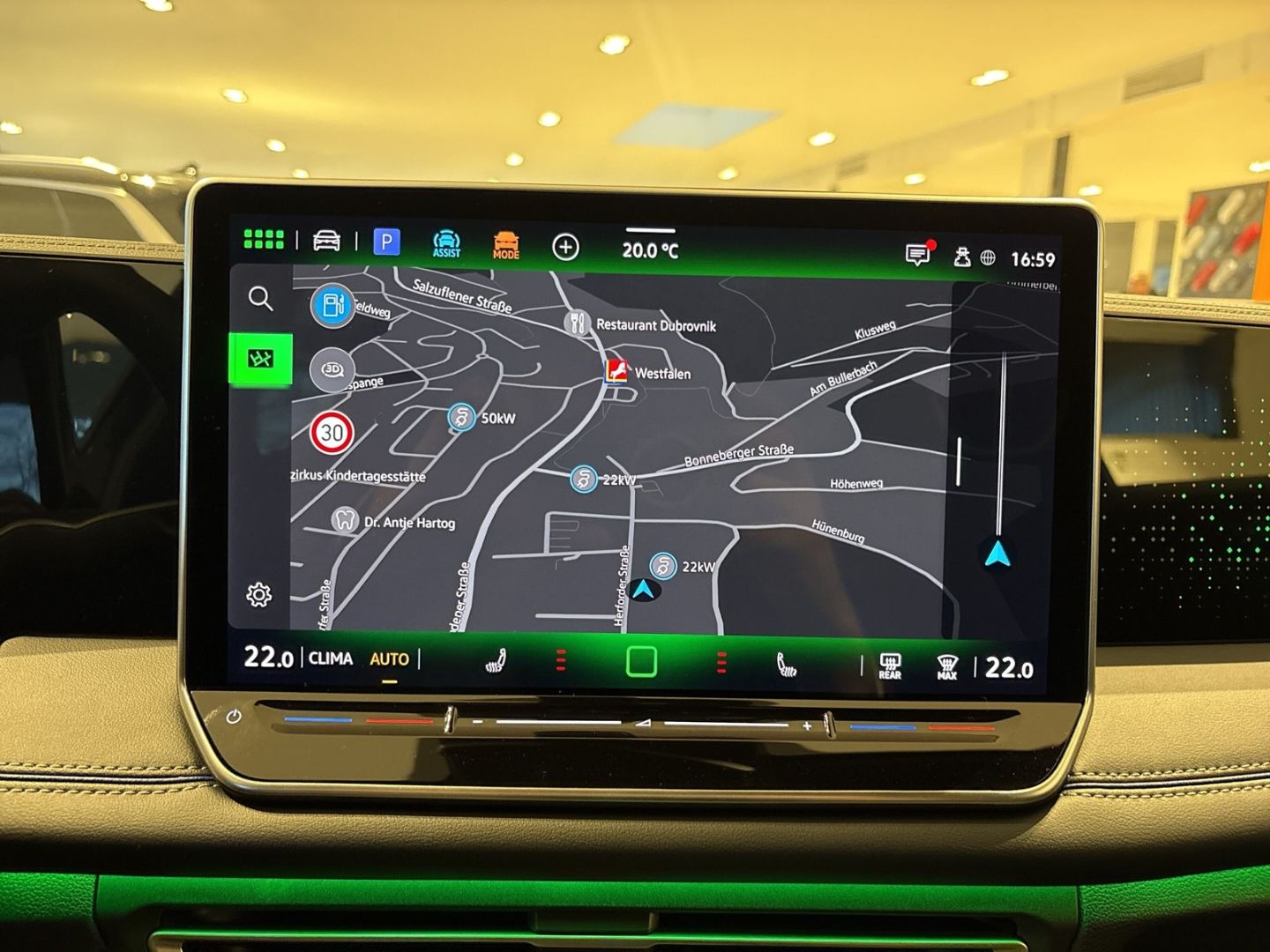 Fahrzeugabbildung Volkswagen Tiguan R-Line 2,0l TDI BLACK STYLE AHK MATRIX HA