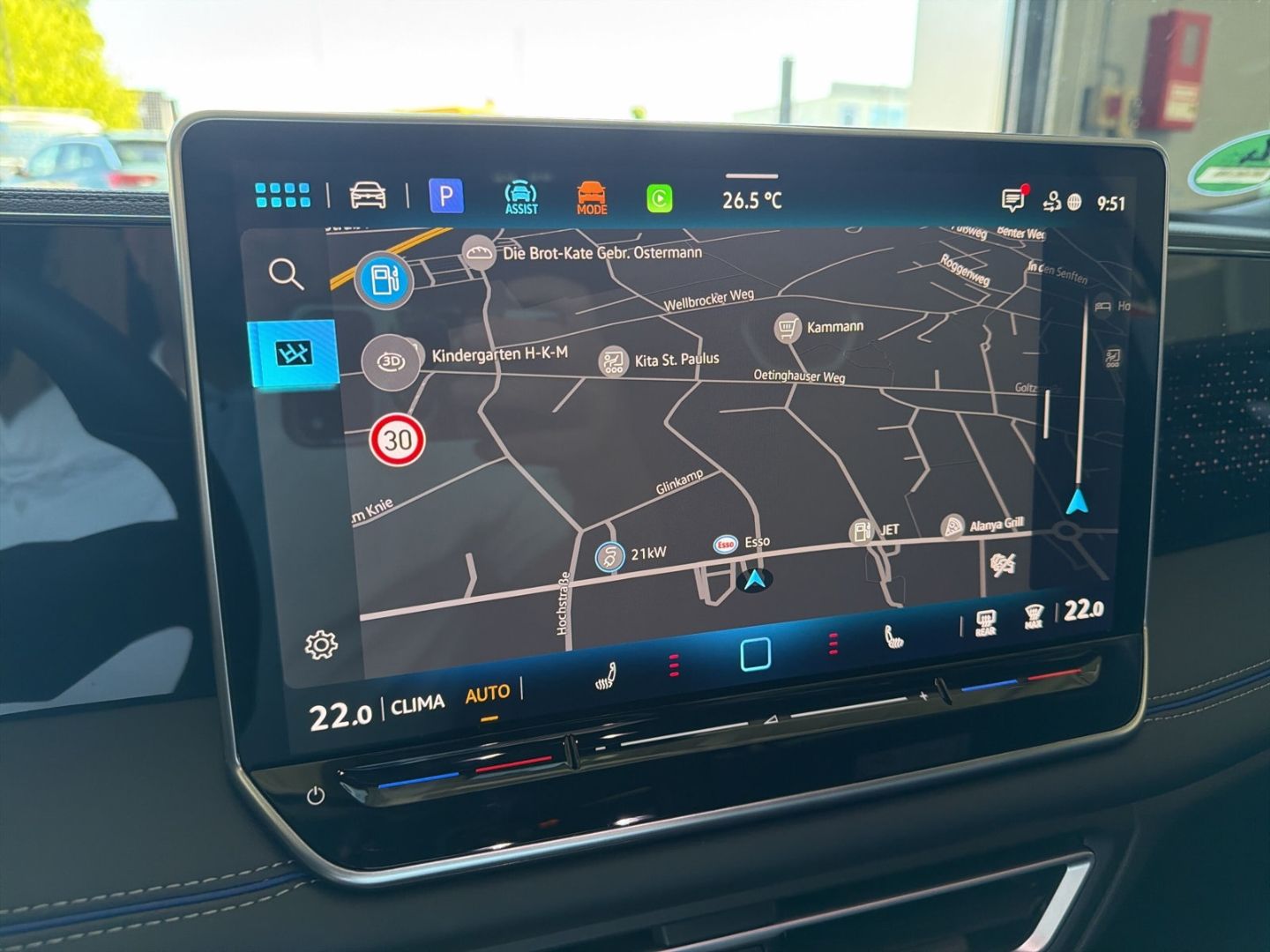 Fahrzeug 18 Fahrzeugabbildung Volkswagen Tiguan R-Line 2,0l TDI BLACK STYLE AHK MATRIX HA
