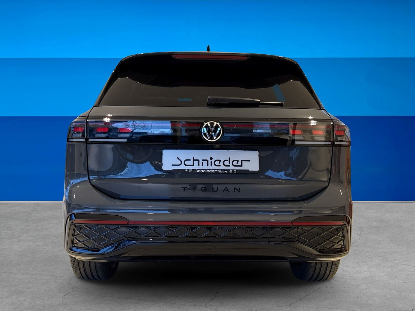 Fahrzeugabbildung Volkswagen Tiguan R-Line 2,0l TDI BLACK STYLE AHK MATRIX HA