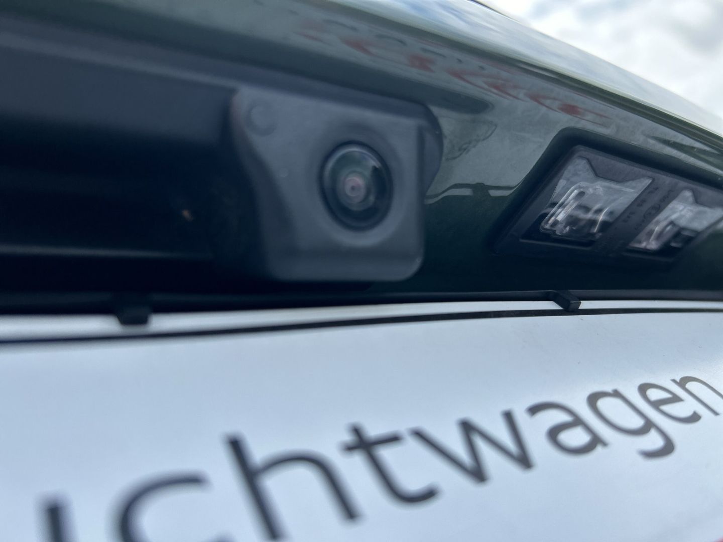 Fahrzeug 17 Fahrzeugabbildung Audi A5 Sportback 40 TFSI quattro S-tronic S-LINE+MAT