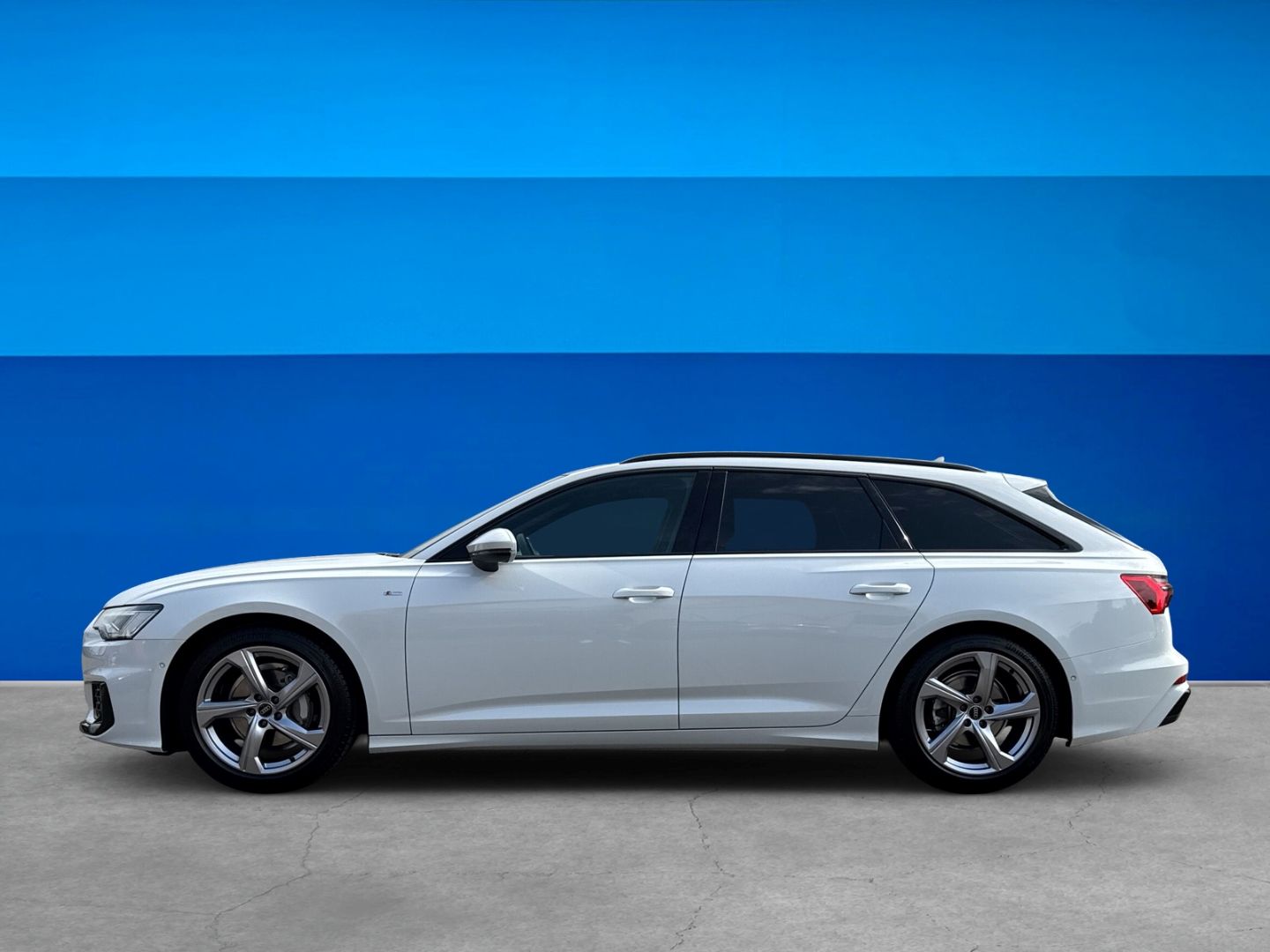 Fahrzeug 3 Fahrzeugabbildung Audi A6 Avant 40 TDI S line 2.0 LED Pano Kamera AHK