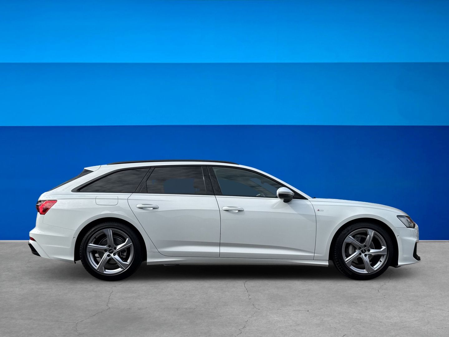 Fahrzeug 4 Fahrzeugabbildung Audi A6 Avant 40 TDI S line 2.0 LED Pano Kamera AHK