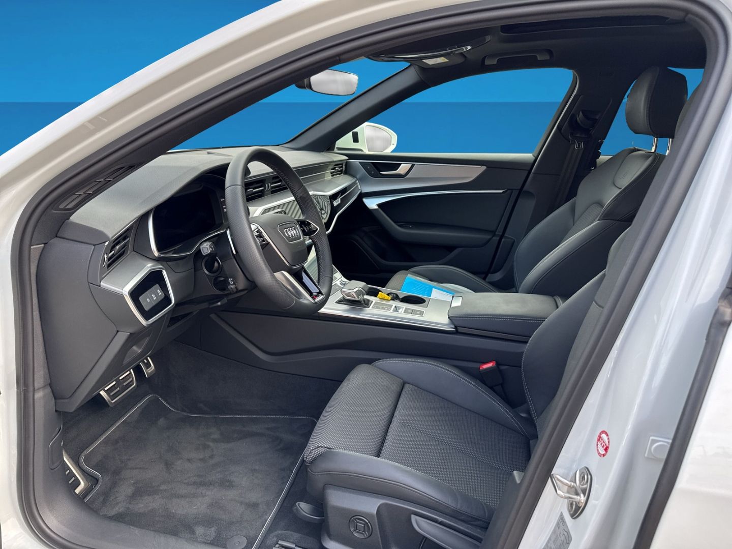 Fahrzeug 10 Fahrzeugabbildung Audi A6 Avant 40 TDI S line 2.0 LED Pano Kamera AHK