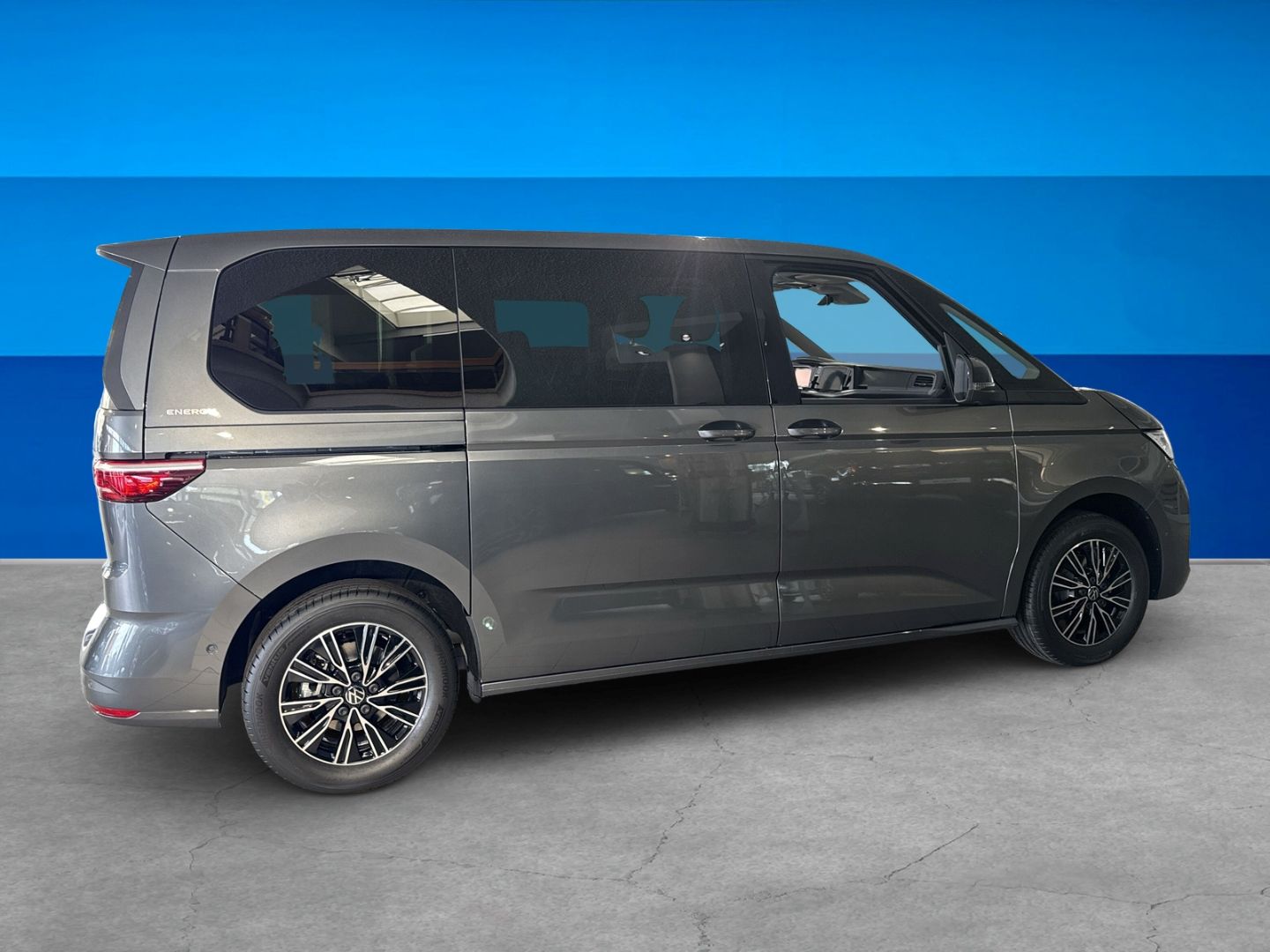 Fahrzeugabbildung Volkswagen T7 Multivan Life 2,0TDI SCR 110 kW 7-Gang-DSG KÜ