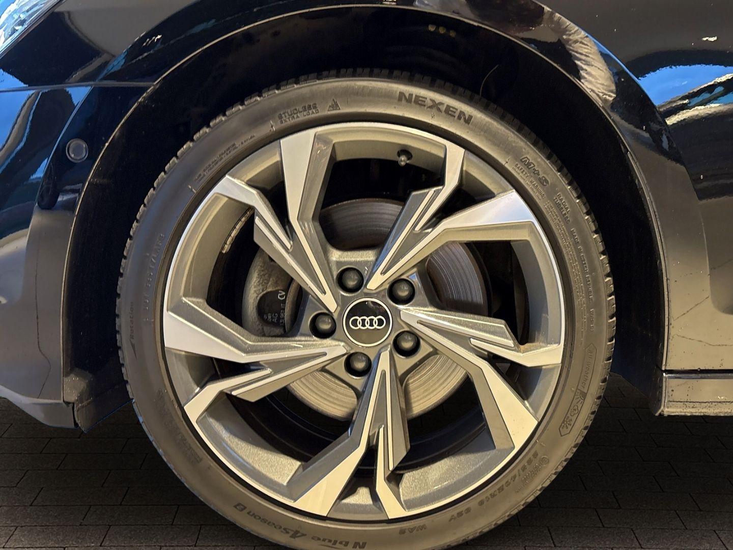 Fahrzeugabbildung Audi A3 Limousine 30 TFSI advanced S-tronic+ACC+CARPL