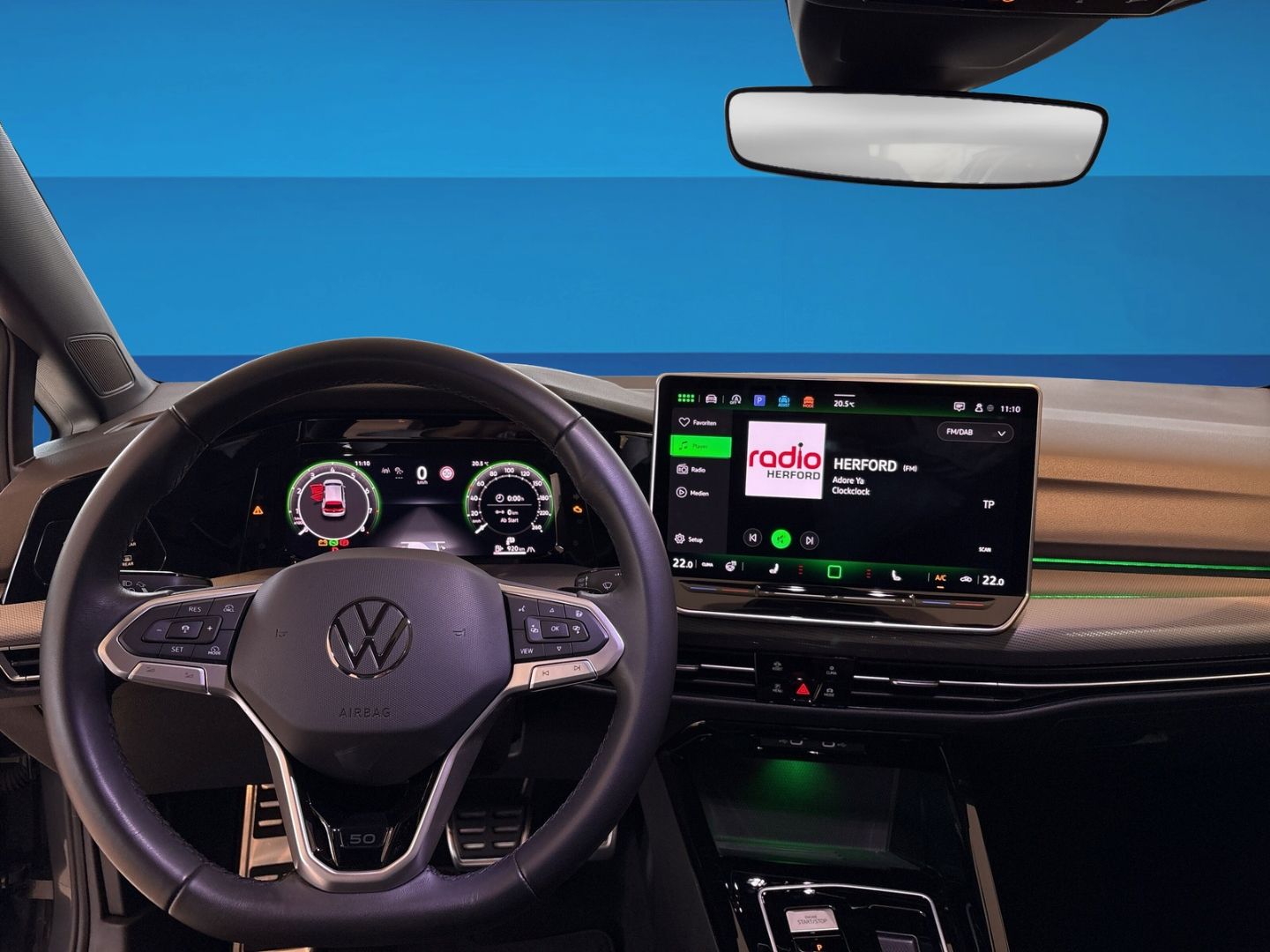 Fahrzeug 12 Fahrzeugabbildung Volkswagen Golf 8 1.5 eTSI Edition 50 Kamera, IQ-Light, Car