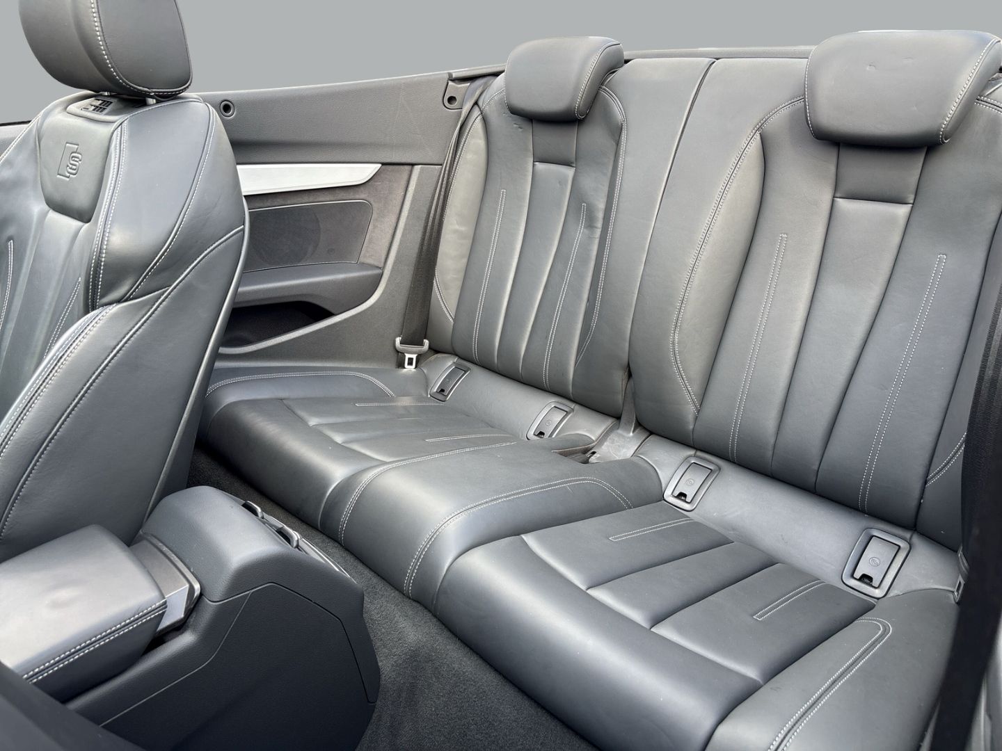Fahrzeug 13 Fahrzeugabbildung Audi A5 Cabriolet 40 TFSI S-LINE+AHK+NAVI+LEDER+VIRTU