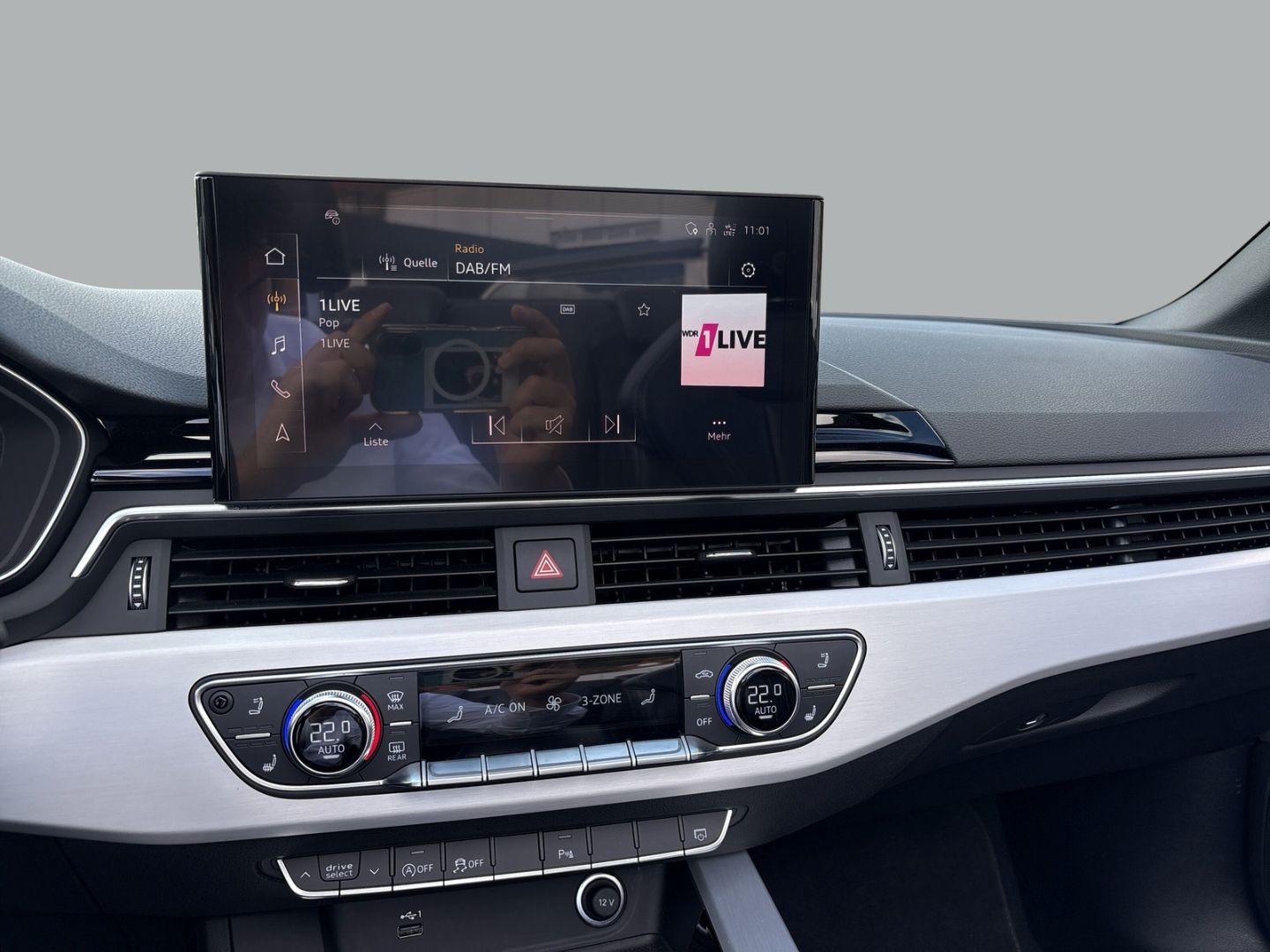 Fahrzeug 14 Fahrzeugabbildung Audi A5 Cabriolet 40 TFSI S-LINE+AHK+NAVI+LEDER+VIRTU