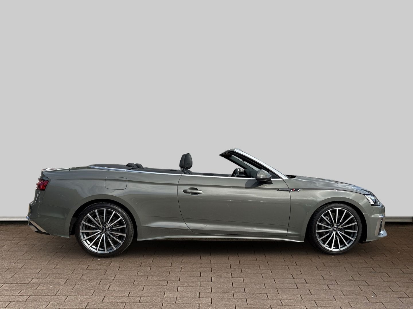 Fahrzeug 9 Fahrzeugabbildung Audi A5 Cabriolet 40 TFSI S-LINE+AHK+NAVI+LEDER+VIRTU