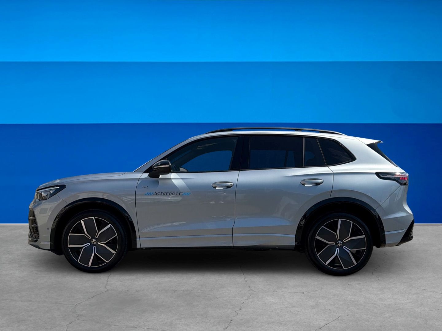 Fahrzeugabbildung Volkswagen Tiguan R-Line 2,0l TDI AHK HARMAN IQ.DRIVE IQ.LI