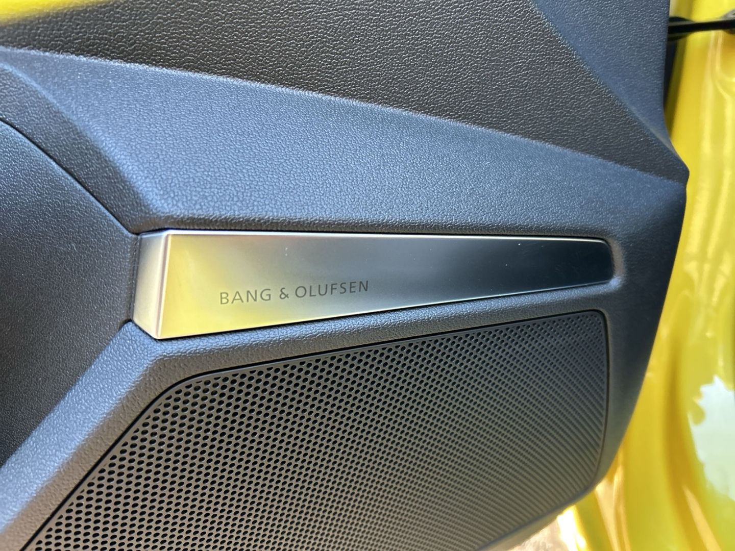 Fahrzeug 20 Fahrzeugabbildung Audi S3 Sportback 2.0 TFSI quattro MATRIX-LED+B&O+KAM