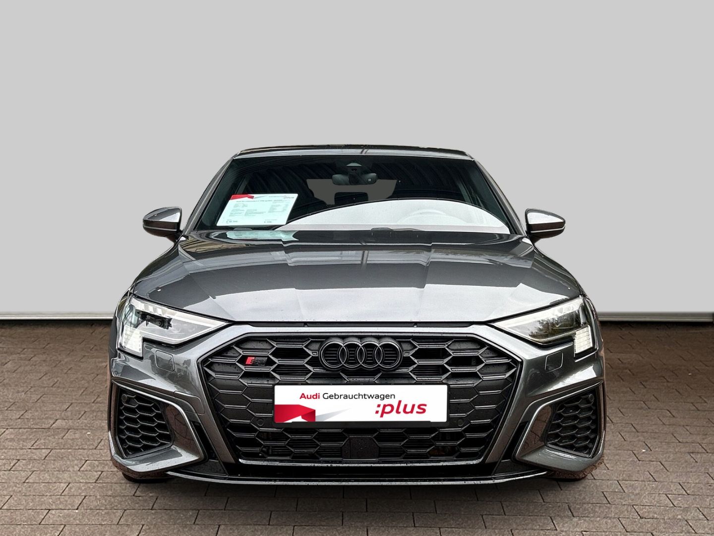 Fahrzeug 3 Fahrzeugabbildung Audi S3 Limousine 2.0 TFSI quattro MATRIX-LED+B&O+KAM