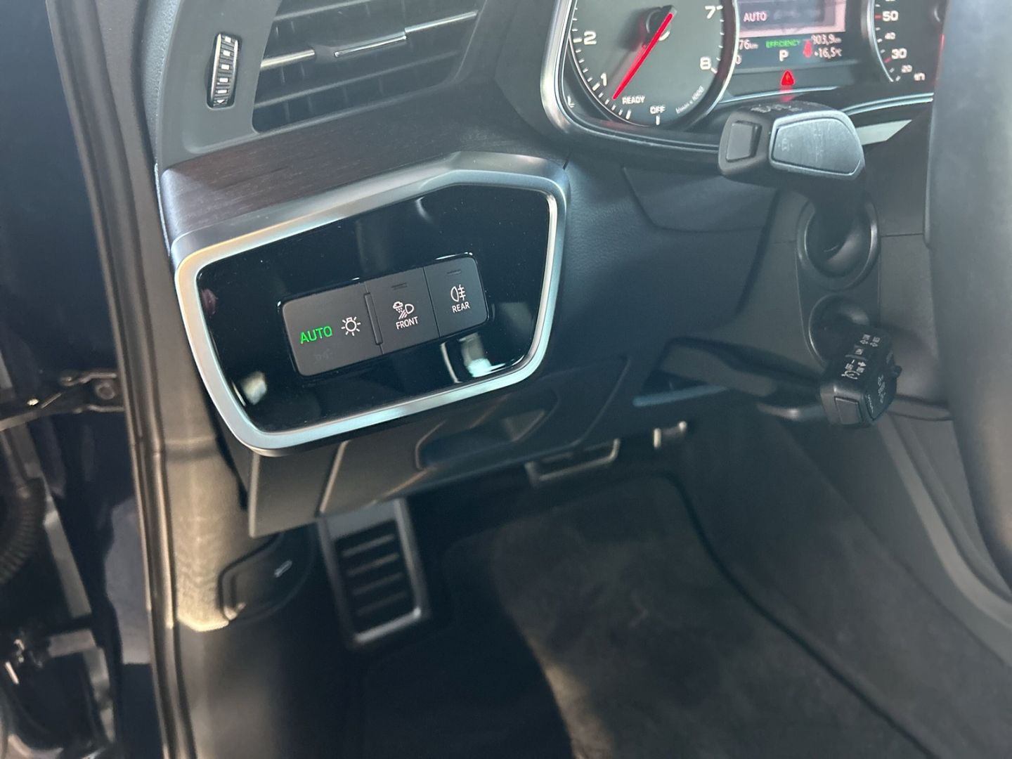 Fahrzeugabbildung Audi A6 allroad 55 TFSI quattro AHK+B&O+HUD+PANO+KAME