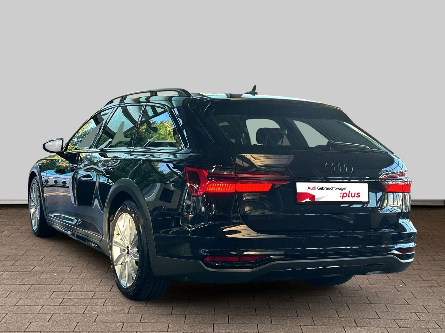 Fahrzeugabbildung Audi A6 allroad 55 TFSI quattro AHK+B&O+HUD+PANO+KAME