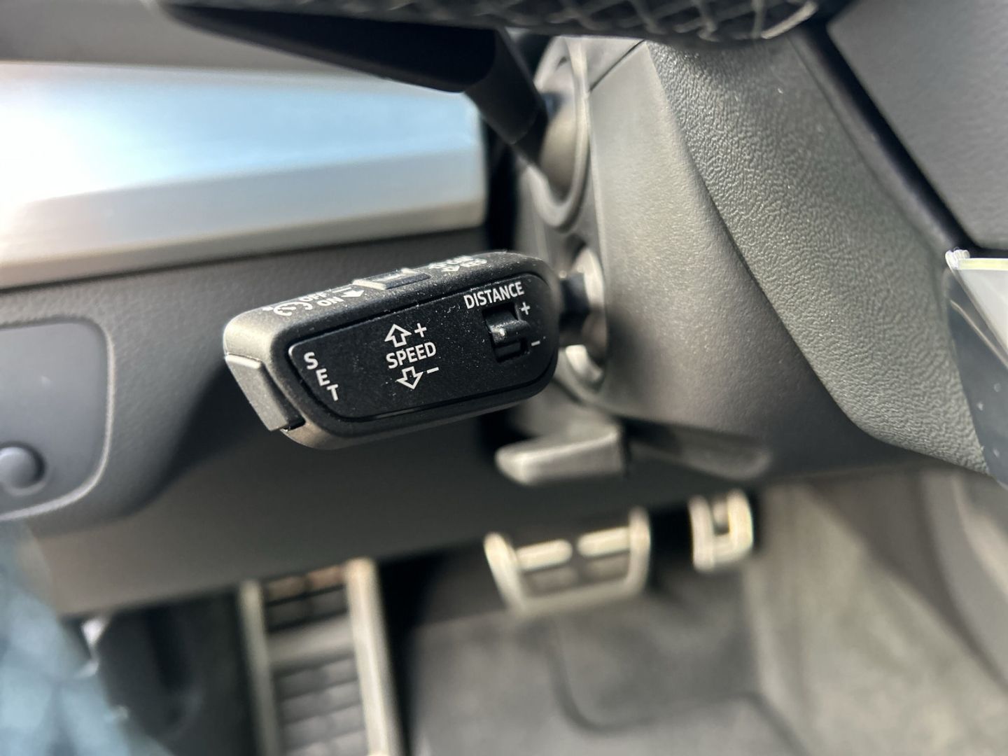 Fahrzeug 26 Fahrzeugabbildung Audi Q5 advanced 40 TDI quattro+AHK+PANO+NAVI+LEDER+L