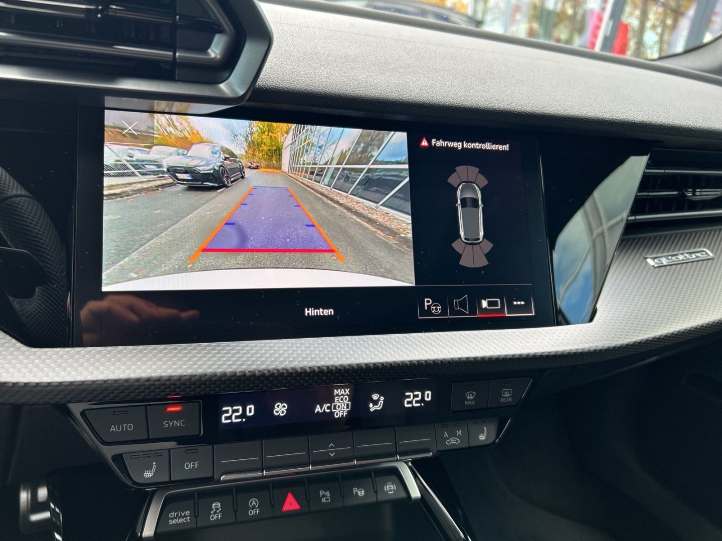 Fahrzeugabbildung Audi RS3 Sportback 2.5 TFSI HUD+PANO+NAVI+LEDER+KAMER