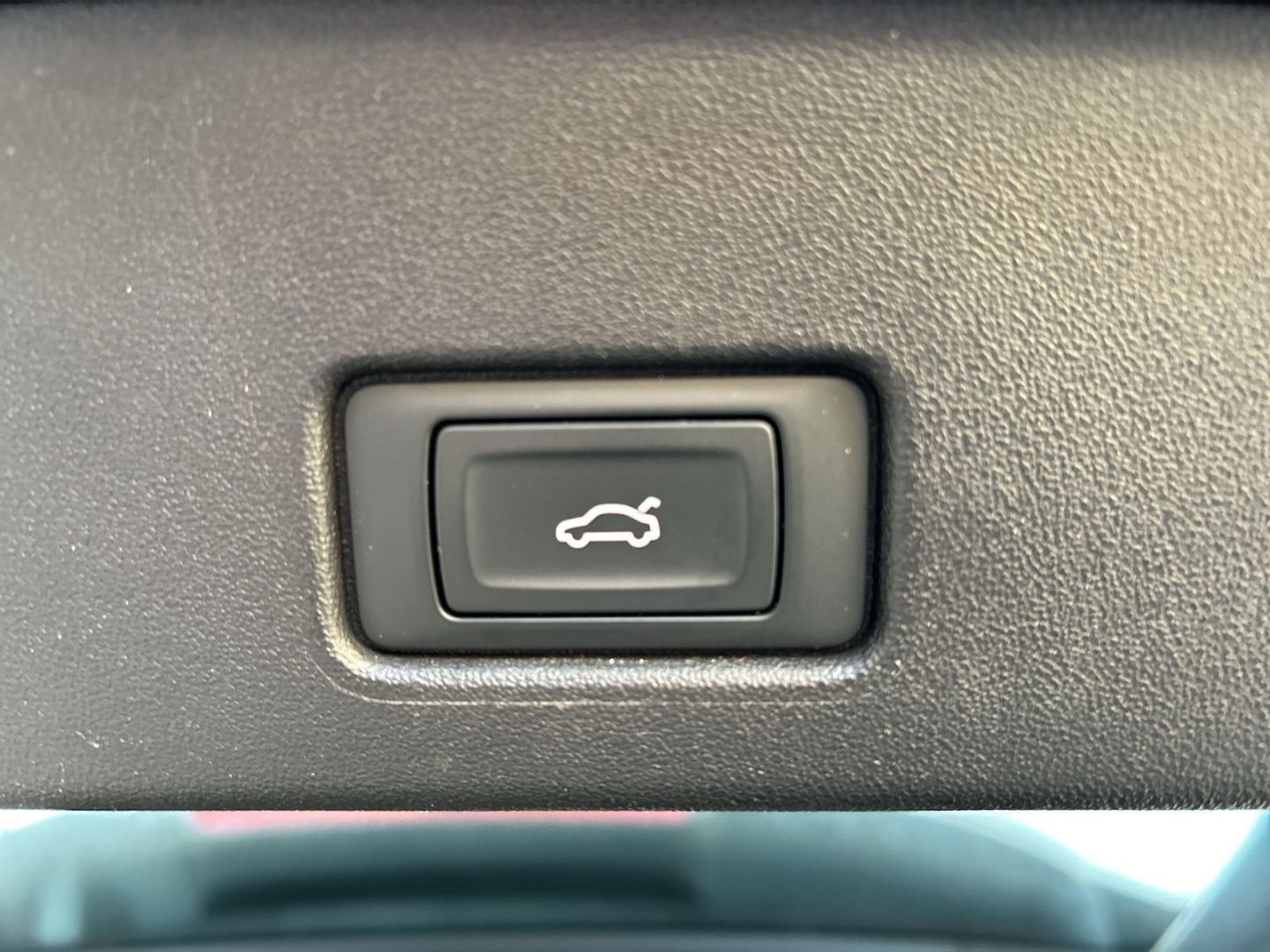 Fahrzeugabbildung Audi Q4 e-tron 50 quattro HUD+Navi+LED+KAMERA+CARPLAY