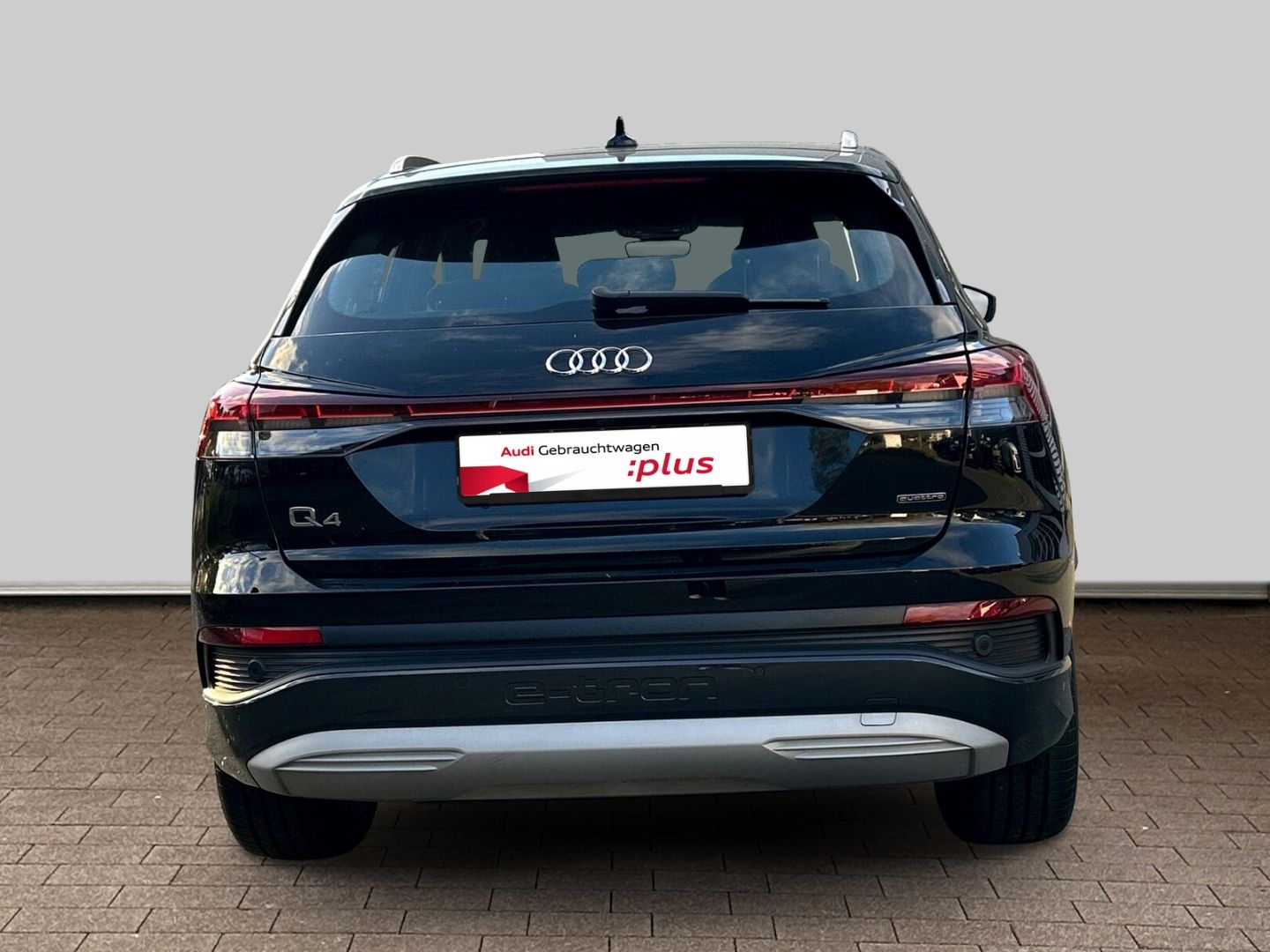 Fahrzeugabbildung Audi Q4 e-tron 50 quattro HUD+Navi+LED+KAMERA+CARPLAY
