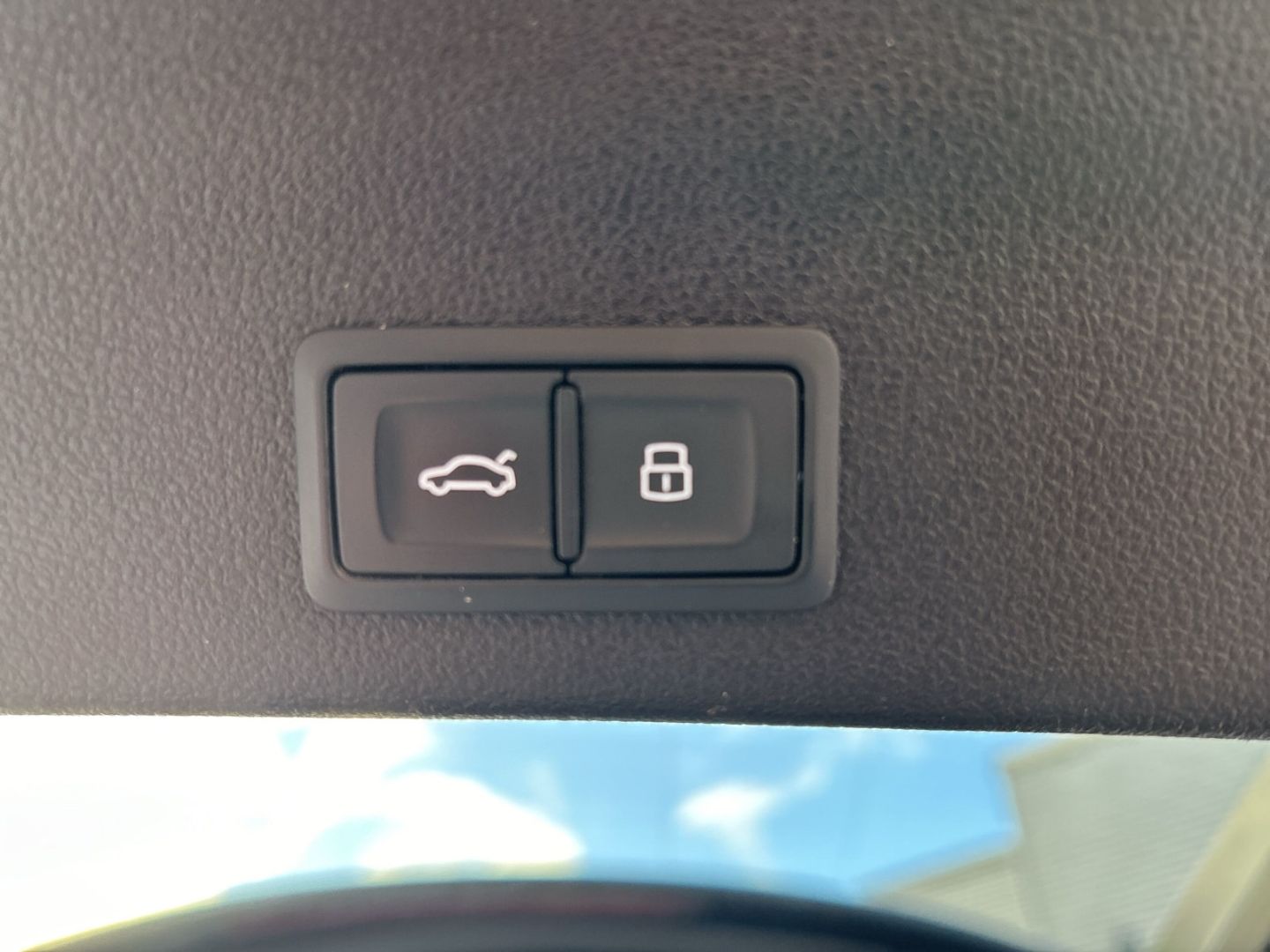 Fahrzeugabbildung Audi S6 Avant 3.0 TDI AHK+NAVI+B&O+KAMERA+MATRIX-LED