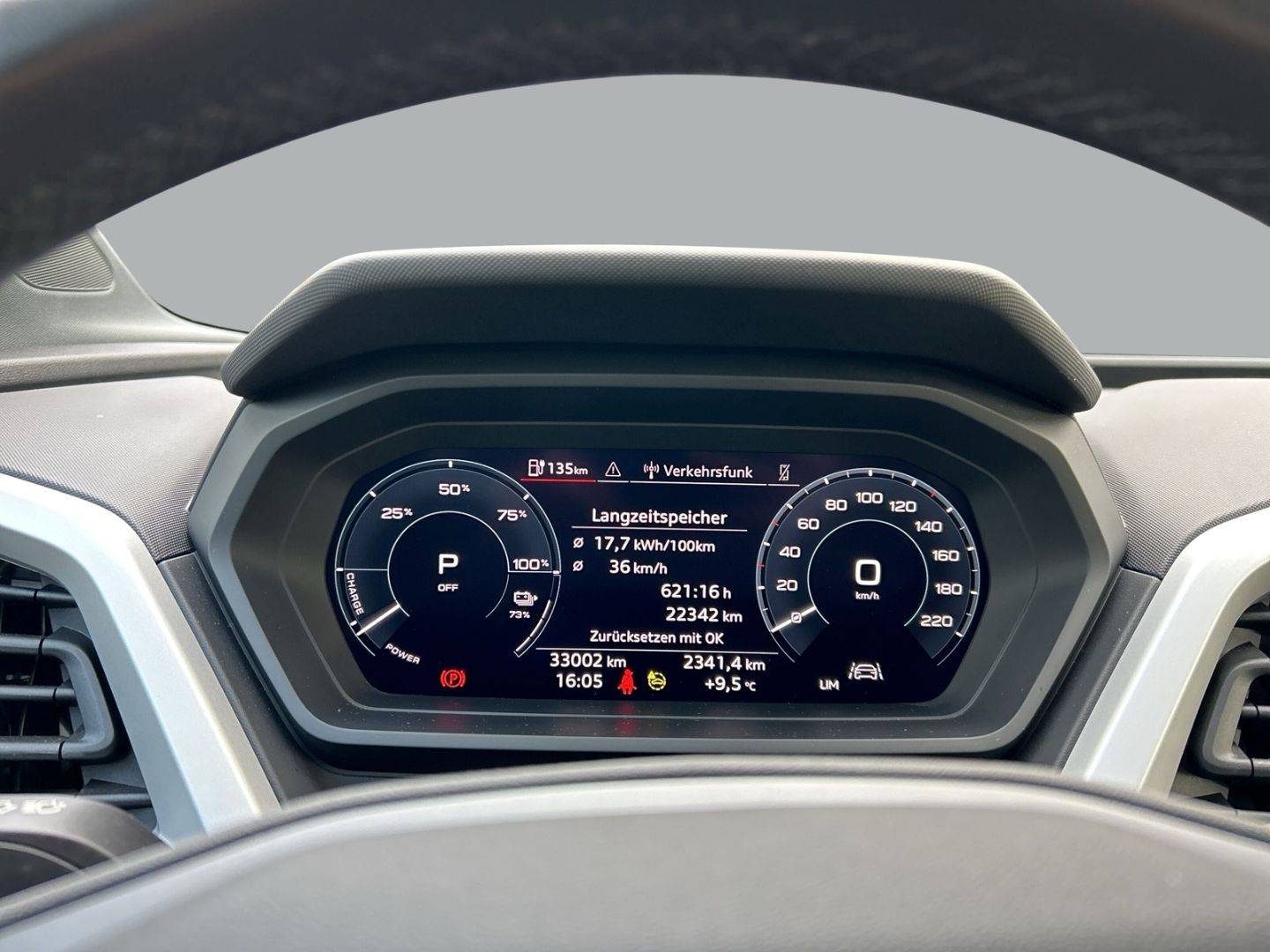 Fahrzeug 16 Fahrzeugabbildung Audi Q4 e-tron 35 LED+CARPLAY+PDC+KLIMA+SHZ