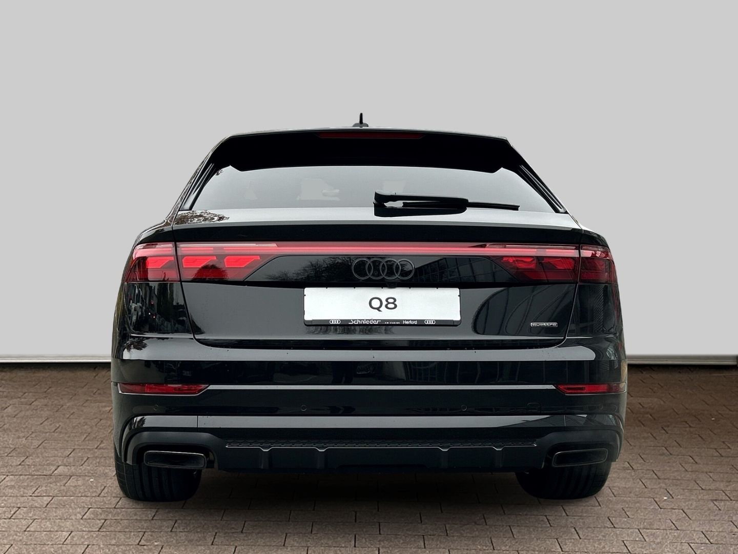 Fahrzeugabbildung Audi Q8 60 TFSI e quattro S-line+SPORTPAKET+HUD+AHK+P