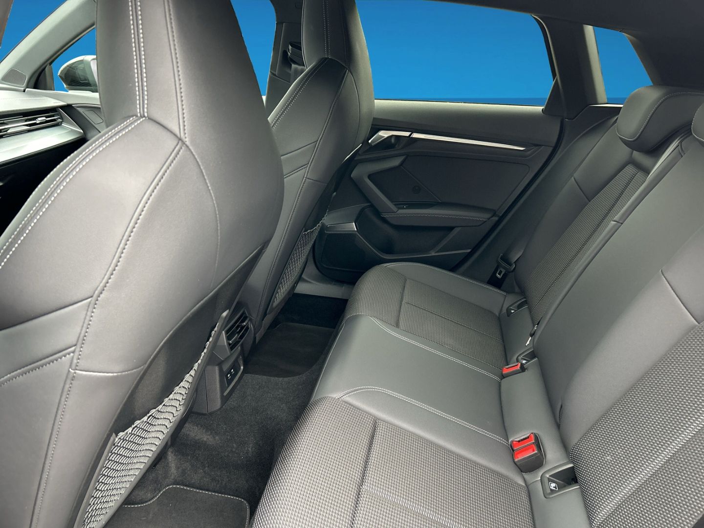 Fahrzeugabbildung Audi S3 Sportback 2.0 TFSI quattro MATRIX+B&O+KAMERA+