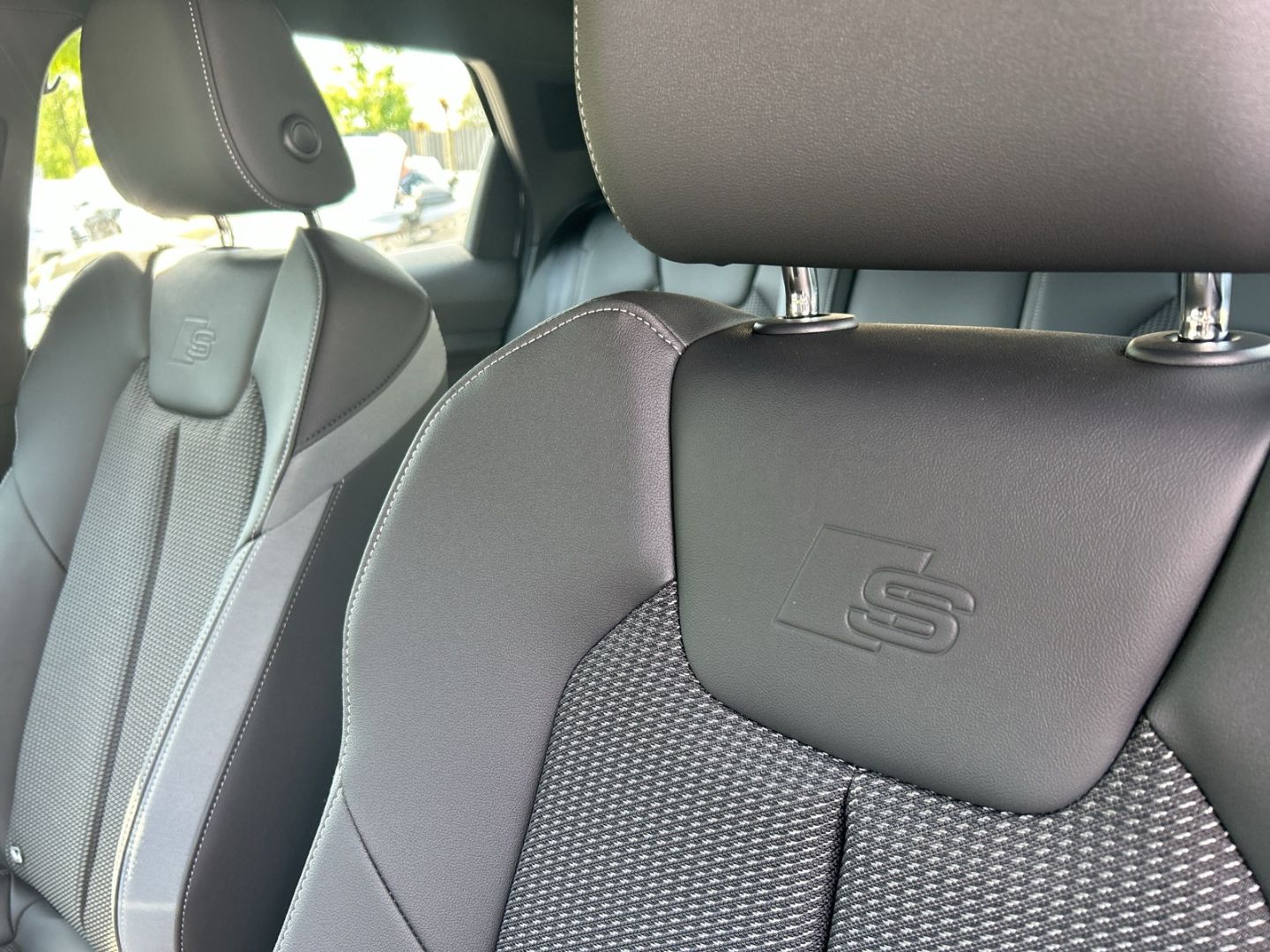 Fahrzeugabbildung Audi A1 ADVANCED 25TFSI, LED,SHZ,PDC,SLINE,CARPLAY