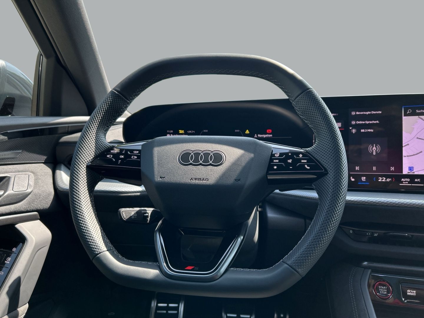 Fahrzeugabbildung Audi SQ5 TFSI LED,HUD,PANO,MASSAGE,TECHPRO,LUFTFEDER