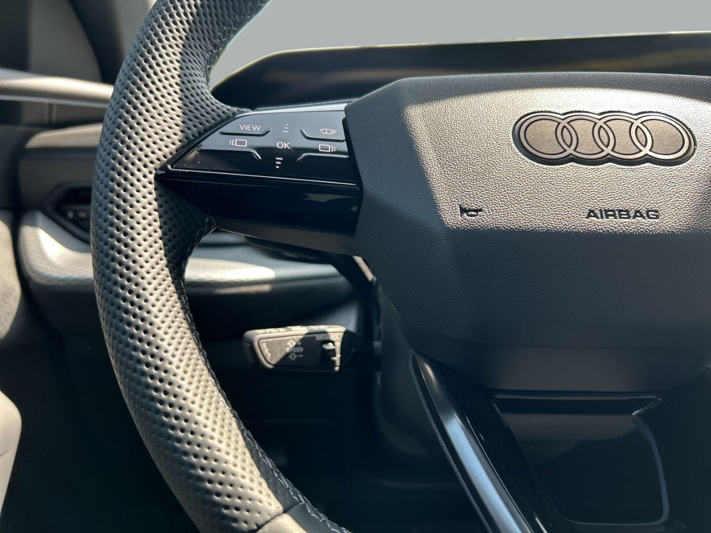 Fahrzeugabbildung Audi SQ5 TFSI LED,HUD,PANO,MASSAGE,TECHPRO,LUFTFEDER