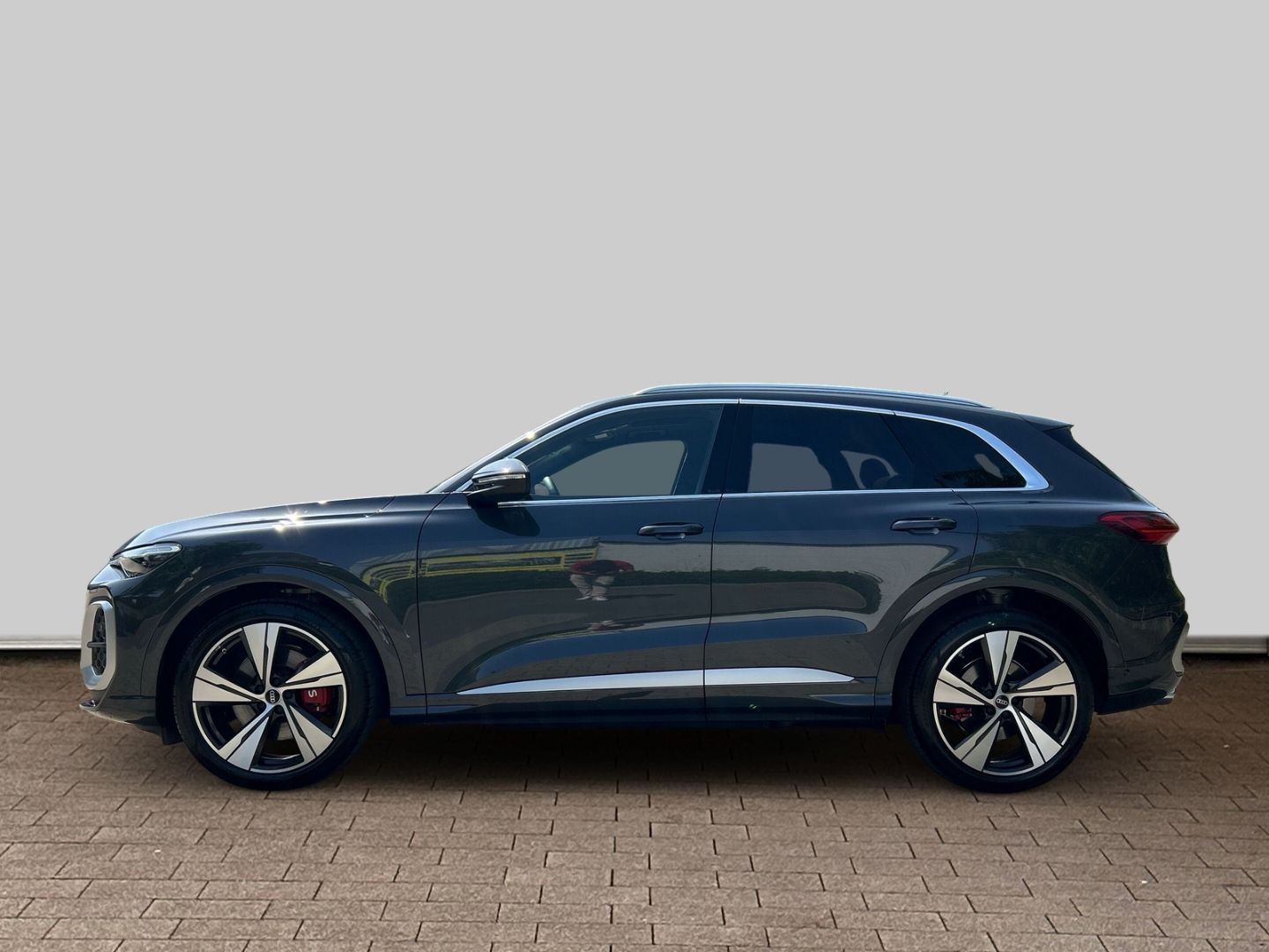 Fahrzeugabbildung Audi SQ5 TFSI LED,HUD,PANO,MASSAGE,TECHPRO,LUFTFEDER