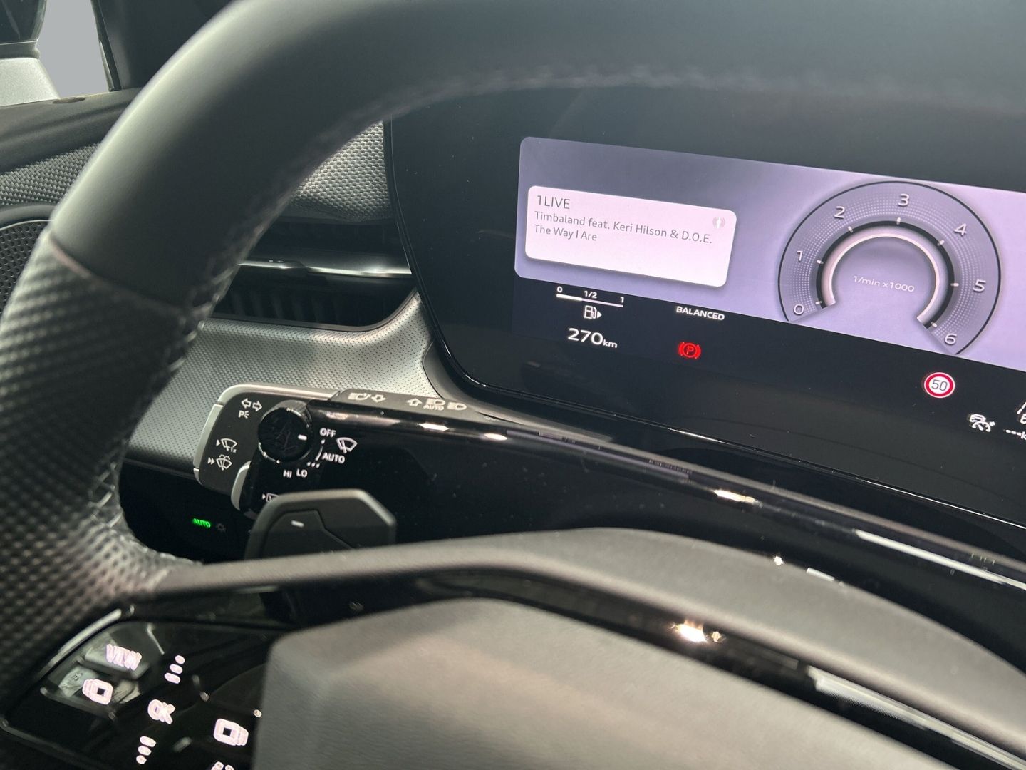 Fahrzeug 15 Fahrzeugabbildung Audi Q3 TDI S-tronic S-LINE+NAVI+LED+SPORTSITZE