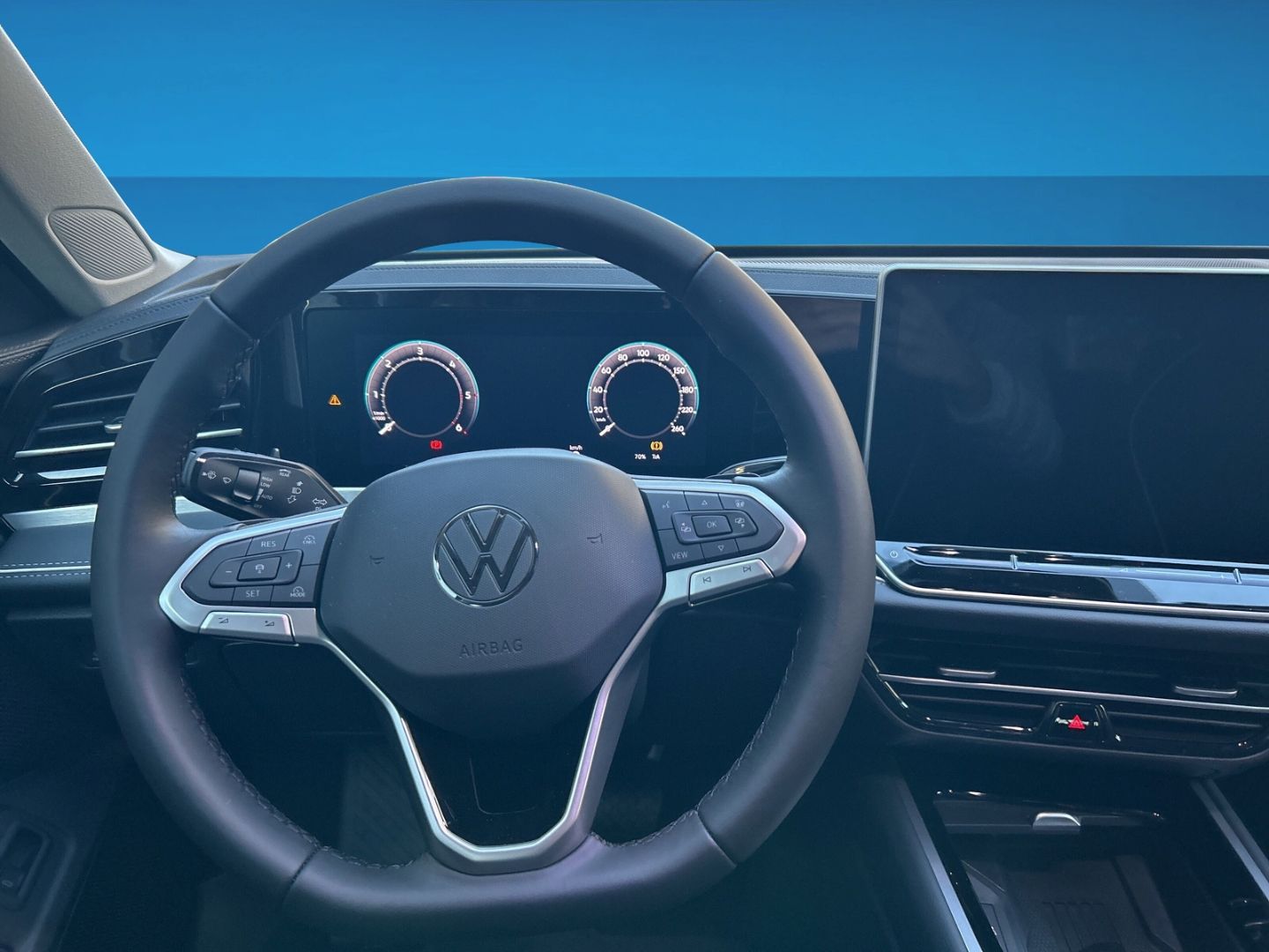 Fahrzeug 11 Fahrzeugabbildung Volkswagen Passat Elegance 2,0l TDI AHK MATRIX BUSINESS PRE