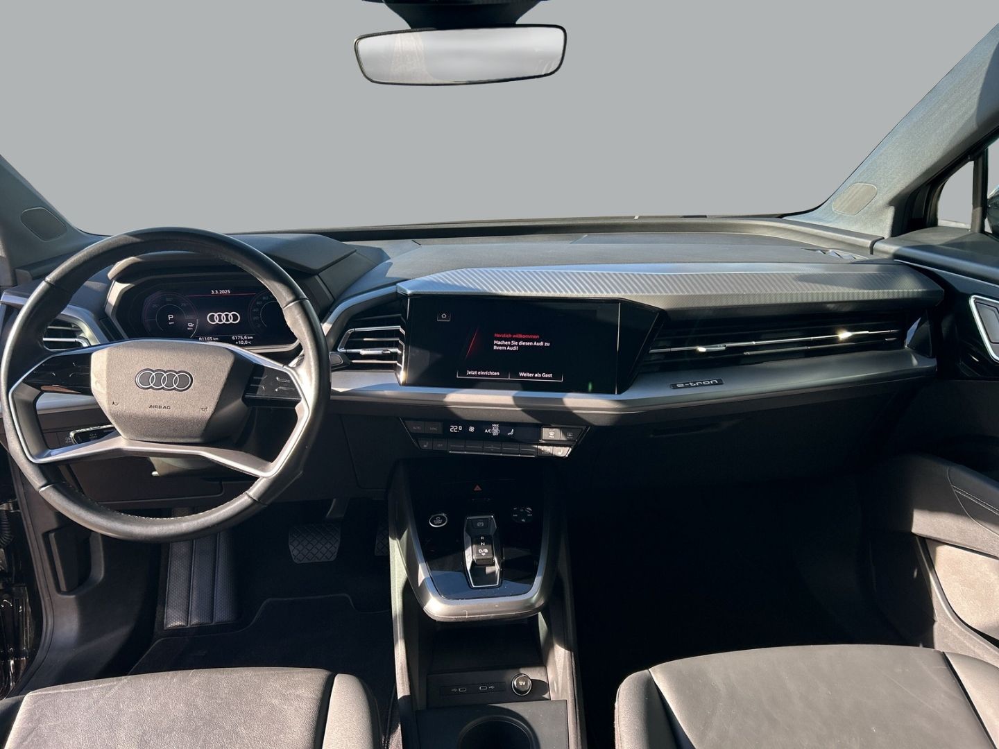 Fahrzeug 11 Fahrzeugabbildung Audi Q4 e-tron 40 NAVI LED Sportpaket El. Panodach Le