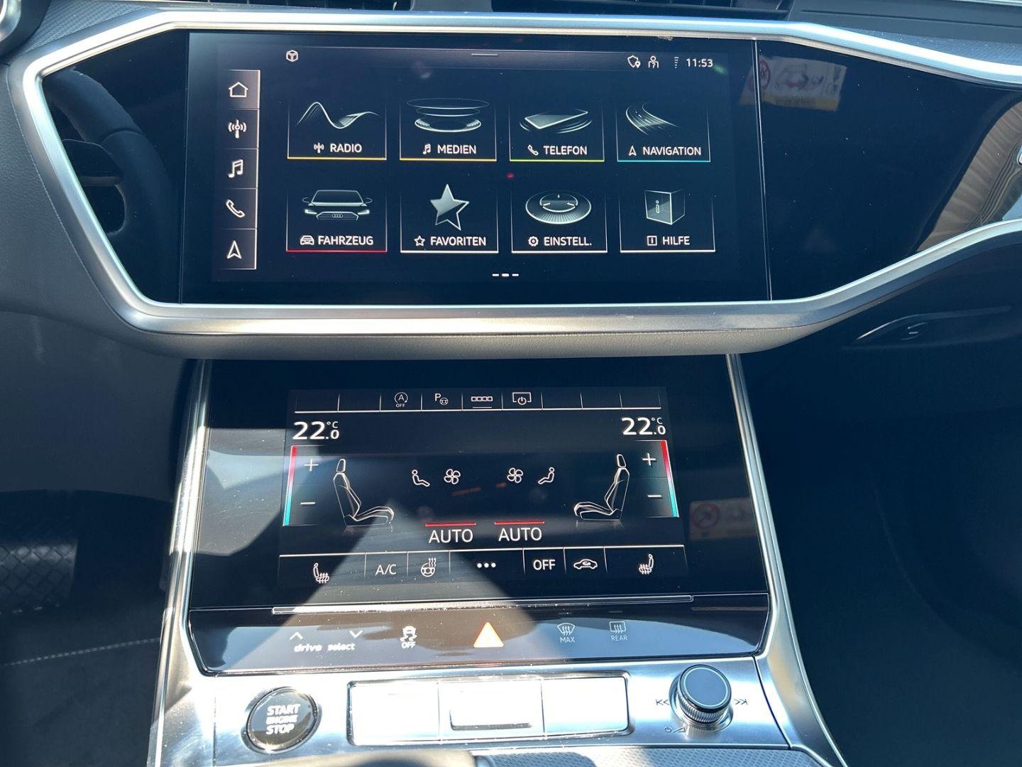 Fahrzeug 16 Fahrzeugabbildung Audi A6 45TDI ADVANCED QUATTRO LED,AHK,KAMERA,LUFT,KA